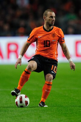 AMSTERDAM, NETHERLANDS - MARCH 29:  Wesley Sneijder of the Netherlands in action during the Group E, EURO 2012 Qualifier between Netherlands and Hungary at the Amsterdam Arena on March 29, 2011 in Amsterdam, Netherlands.  (Photo by Jamie McDonald/Getty Im