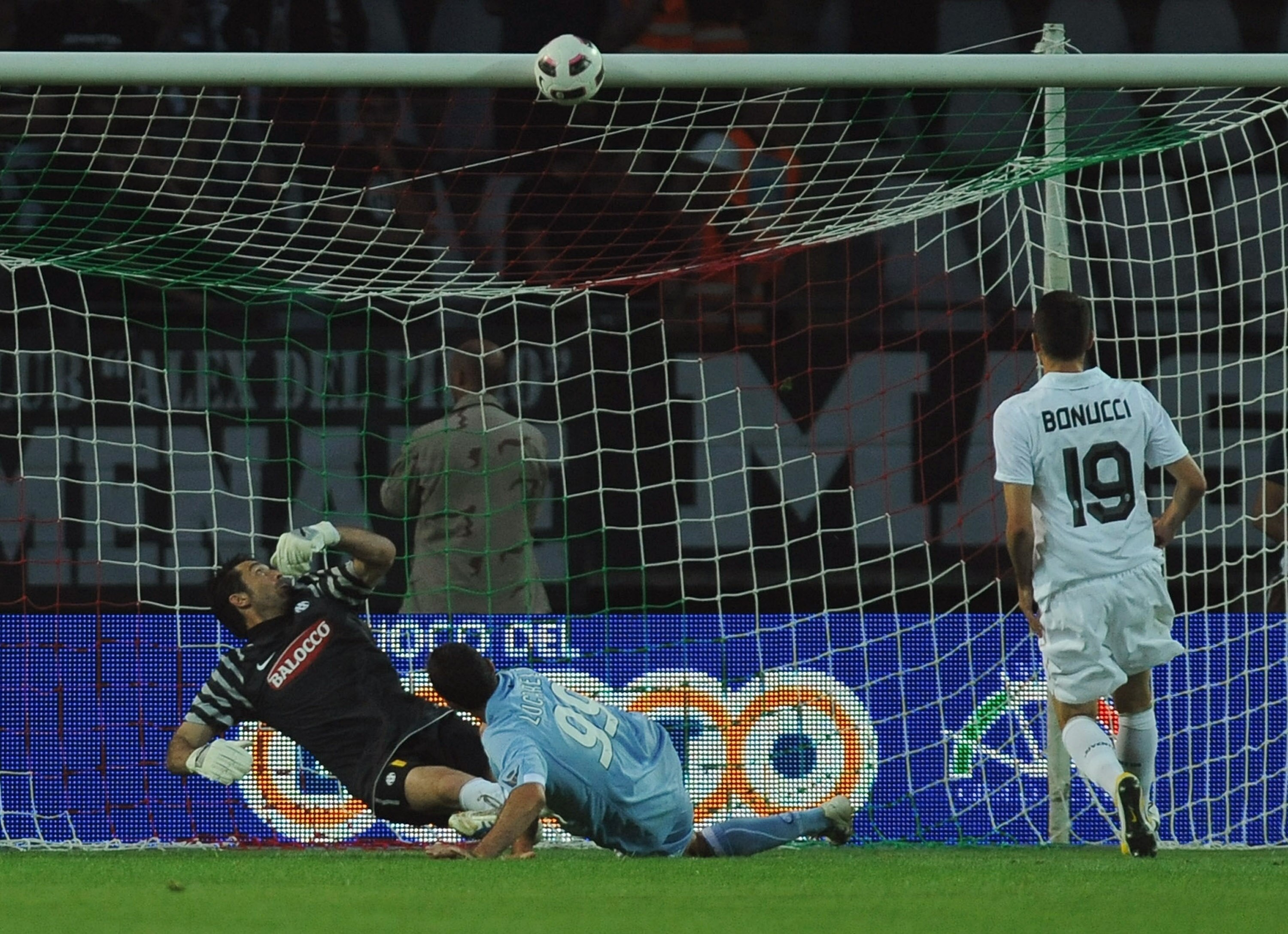 TURIN, ITALY - MAY 22:  Juventus' goalkeeper Gianluigi Buffon looks up as Cristiano Lucarelli #99 of SSC Napoli strikes the post during the Serie A match between Juventus FC and SSC Napoli at Olimpico Stadium on May 22, 2011 in Turin, Italy.  (Photo by Va