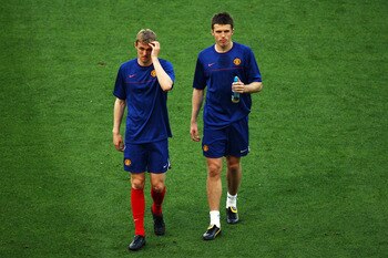 ROME - MAY 26:  Darren Fletcher and Michael Carrick  of Manchester United attend the Manchester United training session prior to UEFA Champions League Final versus Barcelona at the Stadio Olimpico on May 26, 2009 in Rome, Italy.  (Photo by Paul Gilham/Get