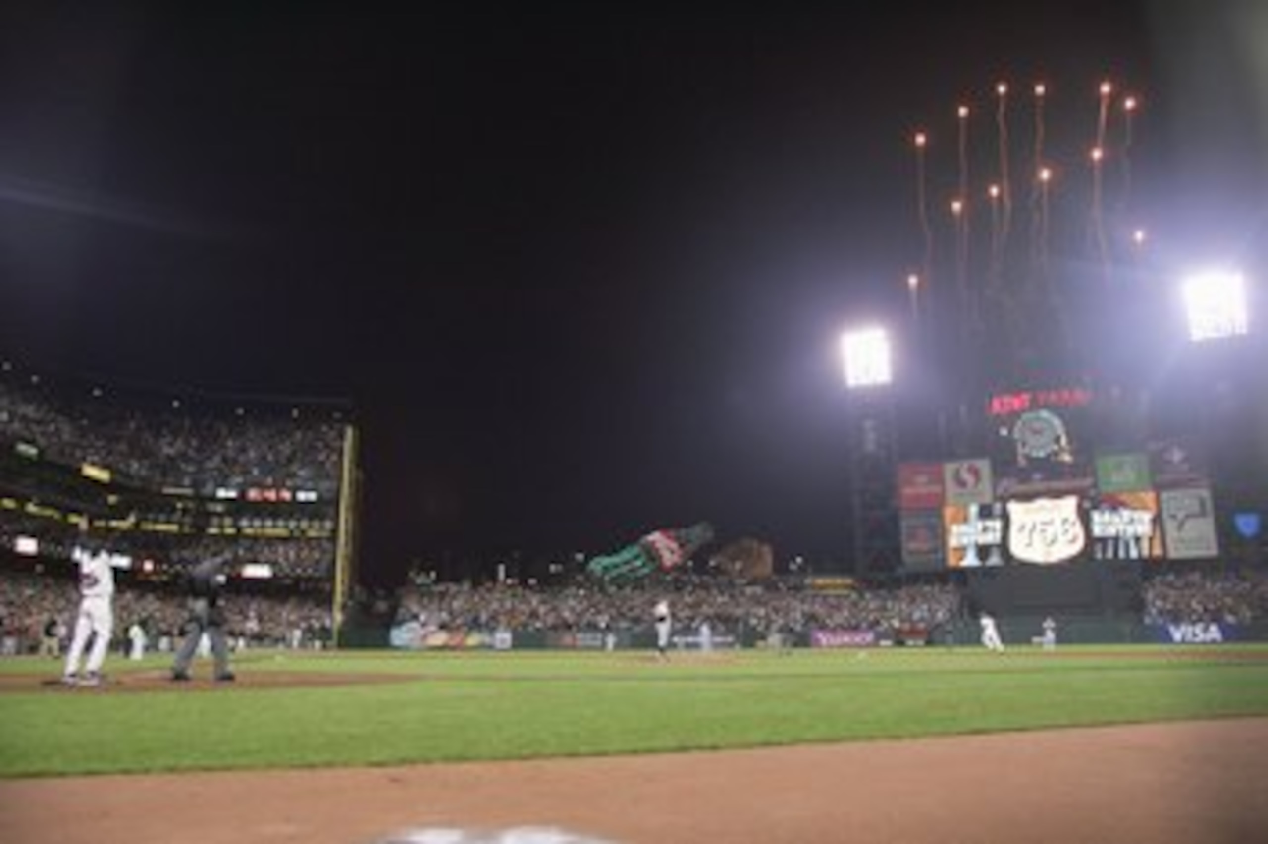 SAN FRANCISCO - AUGUST 07: Barry Bonds #25 of the San Francisco Giants celebrates hitting career home run #756 against Mike Bacsik of the Washington Nationals on August 7, 2007 at AT&T Park in San Francisco, California. With his 756th career home run, Bar