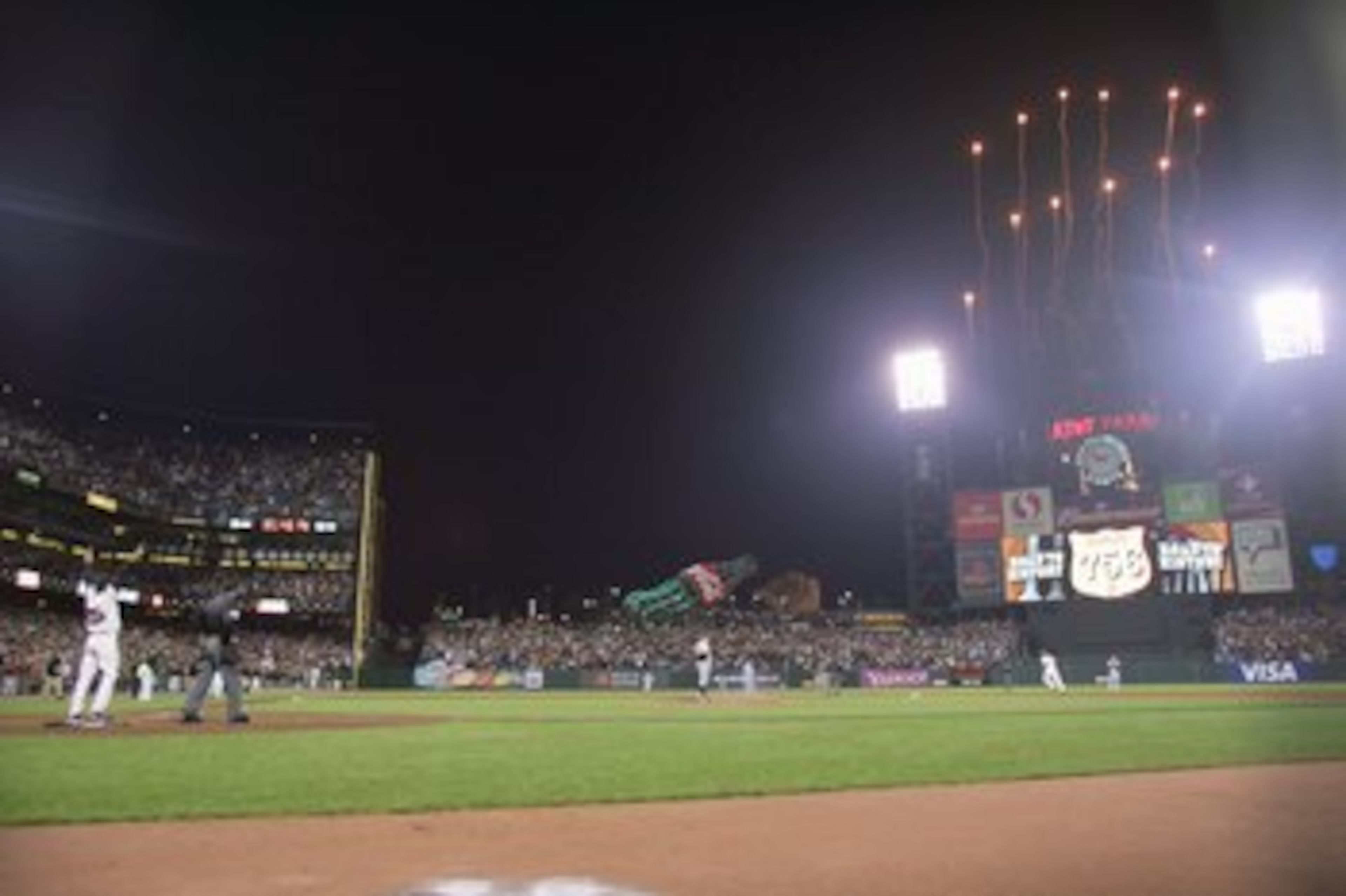 SAN FRANCISCO - AUGUST 07: Barry Bonds #25 of the San Francisco Giants celebrates hitting career home run #756 against Mike Bacsik of the Washington Nationals on August 7, 2007 at AT&T Park in San Francisco, California. With his 756th career home run, Bar