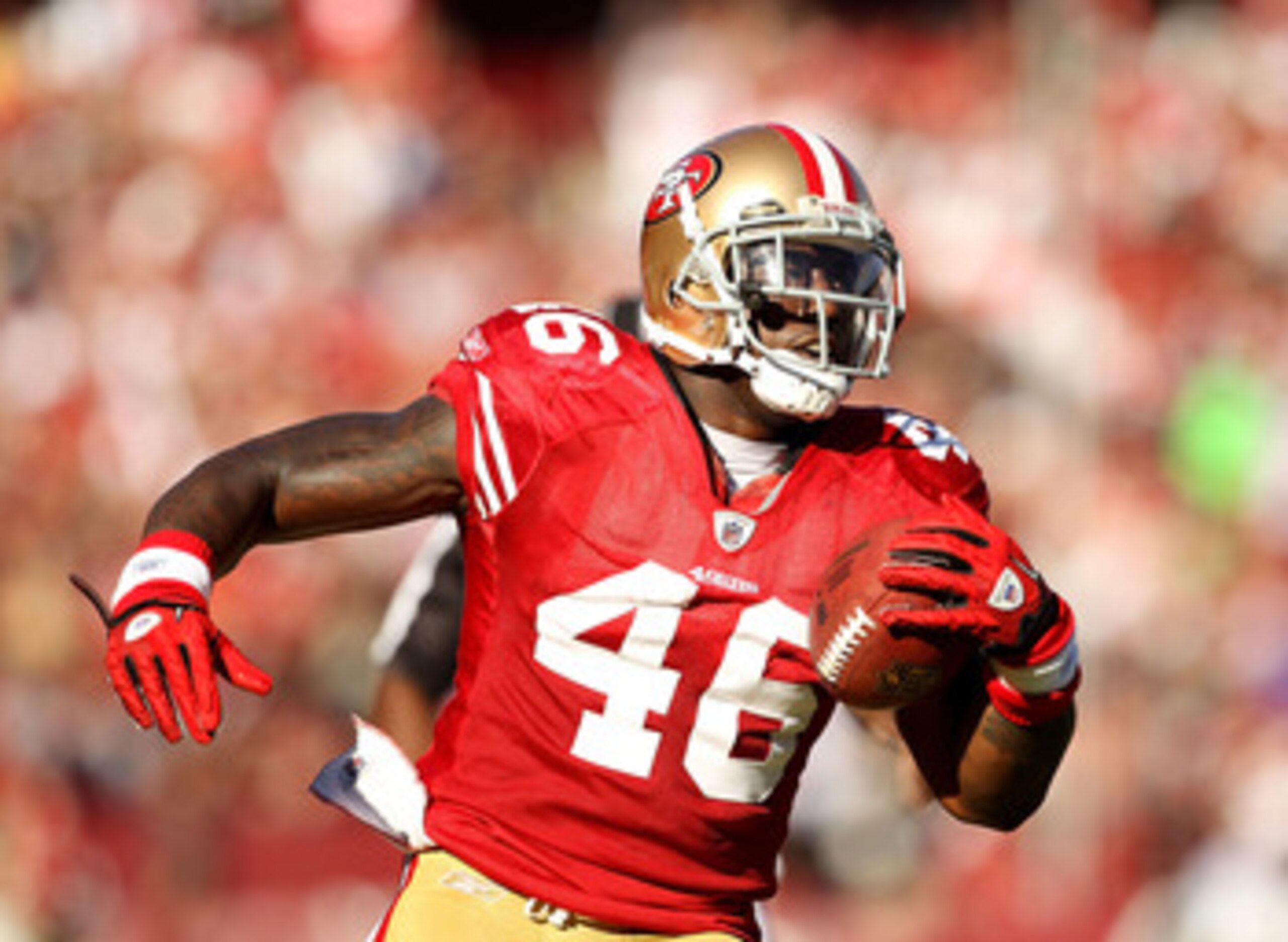 SAN FRANCISCO - NOVEMBER 14:  Delanie Walker #46 of the San Francisco 49ers in action against the St. Louis Rams at Candlestick Park on November 14, 2010 in San Francisco, California.  (Photo by Ezra Shaw/Getty Images)