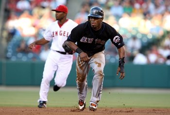 ANAHEIM, CA - JUNE 18:  Jose Reyes #7  of the New York Mets runs the bases against the Los Angeles Angels of Anaheim on June 18, 2008 at Angel Stadium in Anaheim, California.  The Mets won 5-4 in 10 innings.  (Photo by Stephen Dunn/Getty Images)