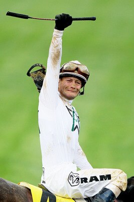 LOUISVILLE, KY - MAY 01:  Calvin Borel atop Super Saver celebrates winning the 136th running of the Kentucky Derby on May 1, 2010 in Louisville, Kentucky.  (Photo by Andy Lyons/Getty Images)