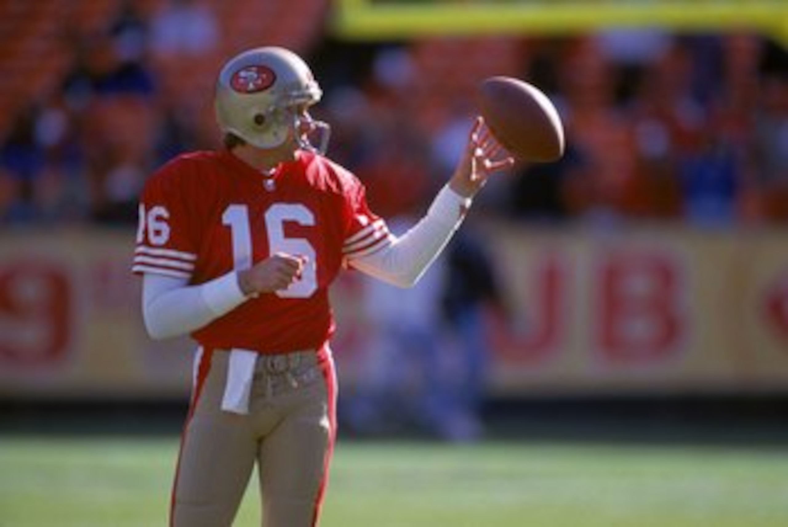 SAN FRANCISCO - DECEMBER 19:  Quarterback Joe Montana #16 of the San Francisco 49ers prepares to take on the Tampa Bay Buccaneers at Candlestick Park on December 19, 1992 in San Francisco, California.  The 49ers won 21-14.  (Photo by George Rose/Getty Ima