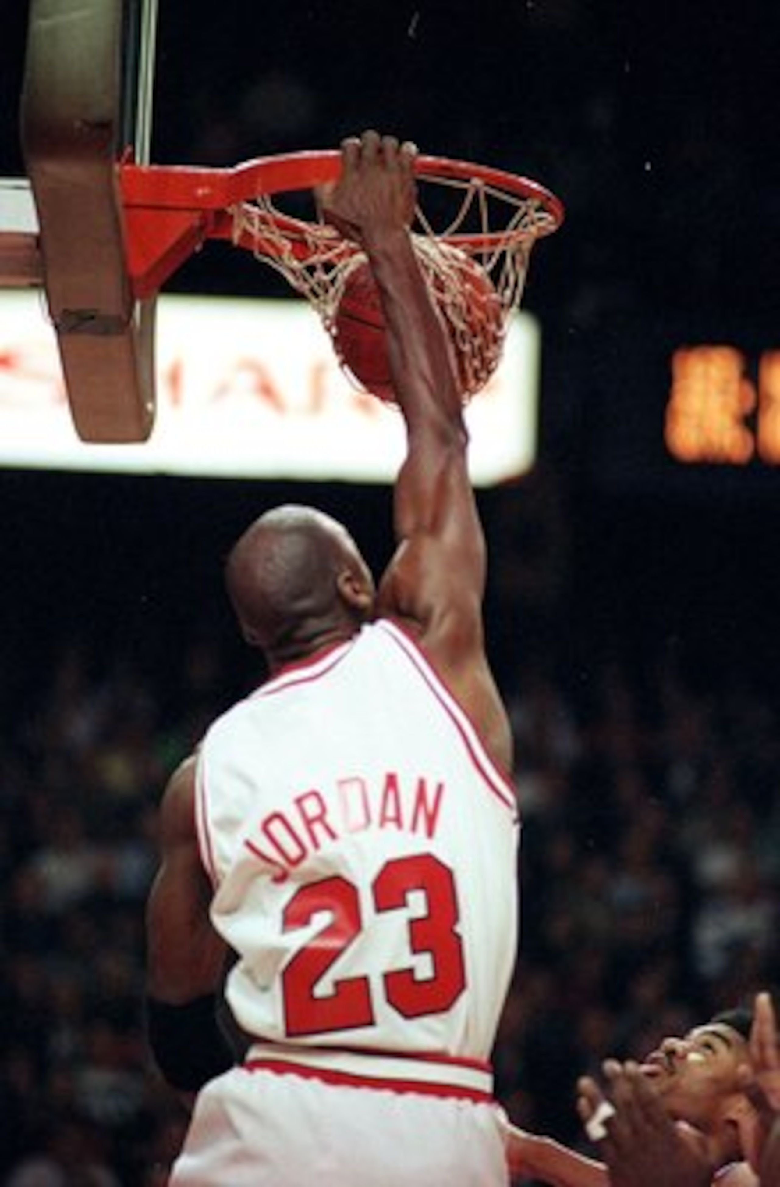 7 Jan 1992:  Michael Jordan #23 of the Chicago Bulls dunks the ball during the game against the Washington Bullets at the United Center in Chicago, Illinois. The Bulls defeated the Bullets 102-89.   Mandatory Credit: Jonathan Daniel  /Allsport