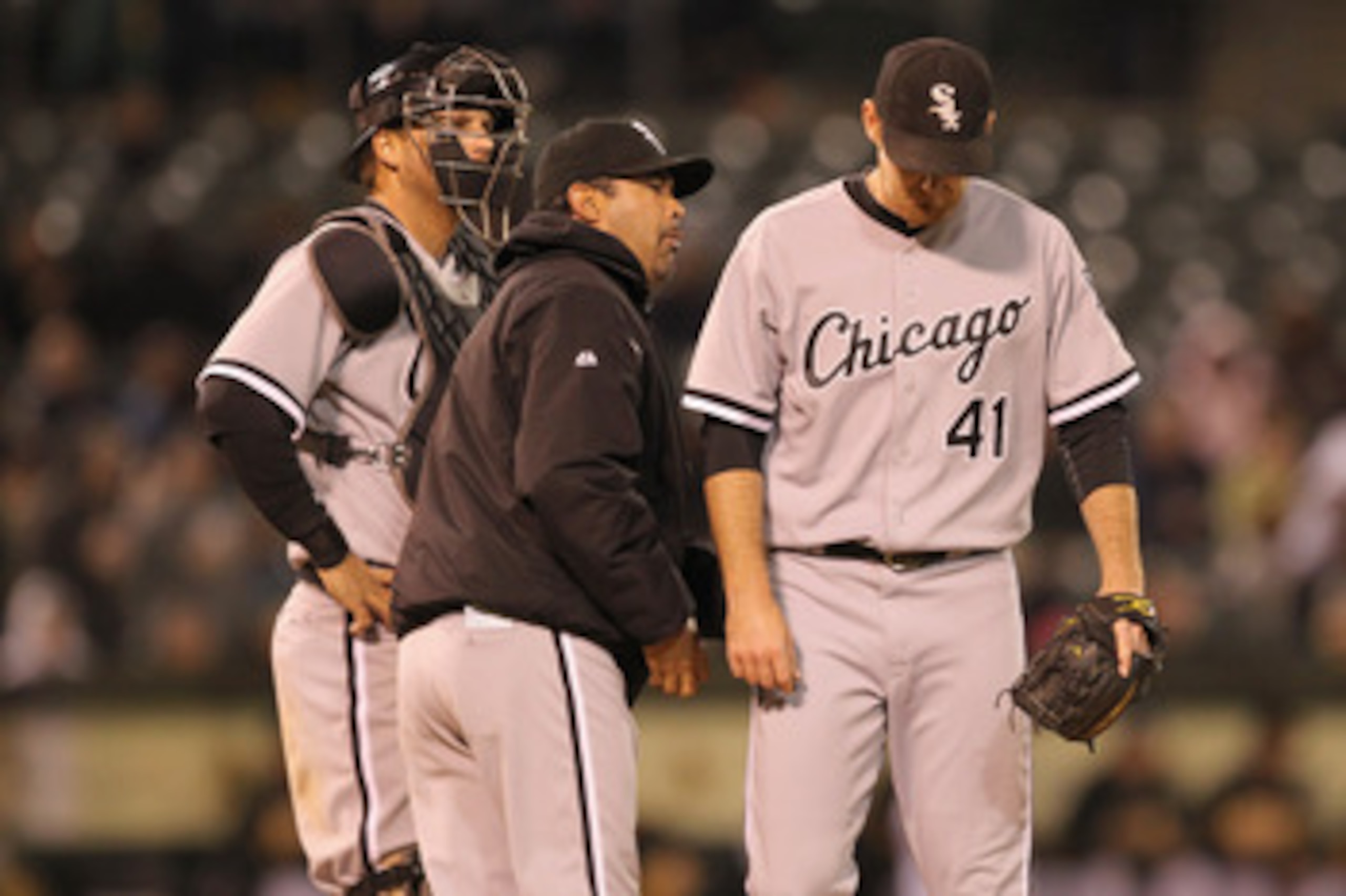 OAKLAND, CA - MAY 13:  Philip Humber #41 of the Chicago White Sox is taken out of the game by manager Ozzie Guillen in the seventh inning against the Oakland Athletics at Oakland-Alameda County Coliseum on May 13, 2011 in Oakland, California.  (Photo by E
