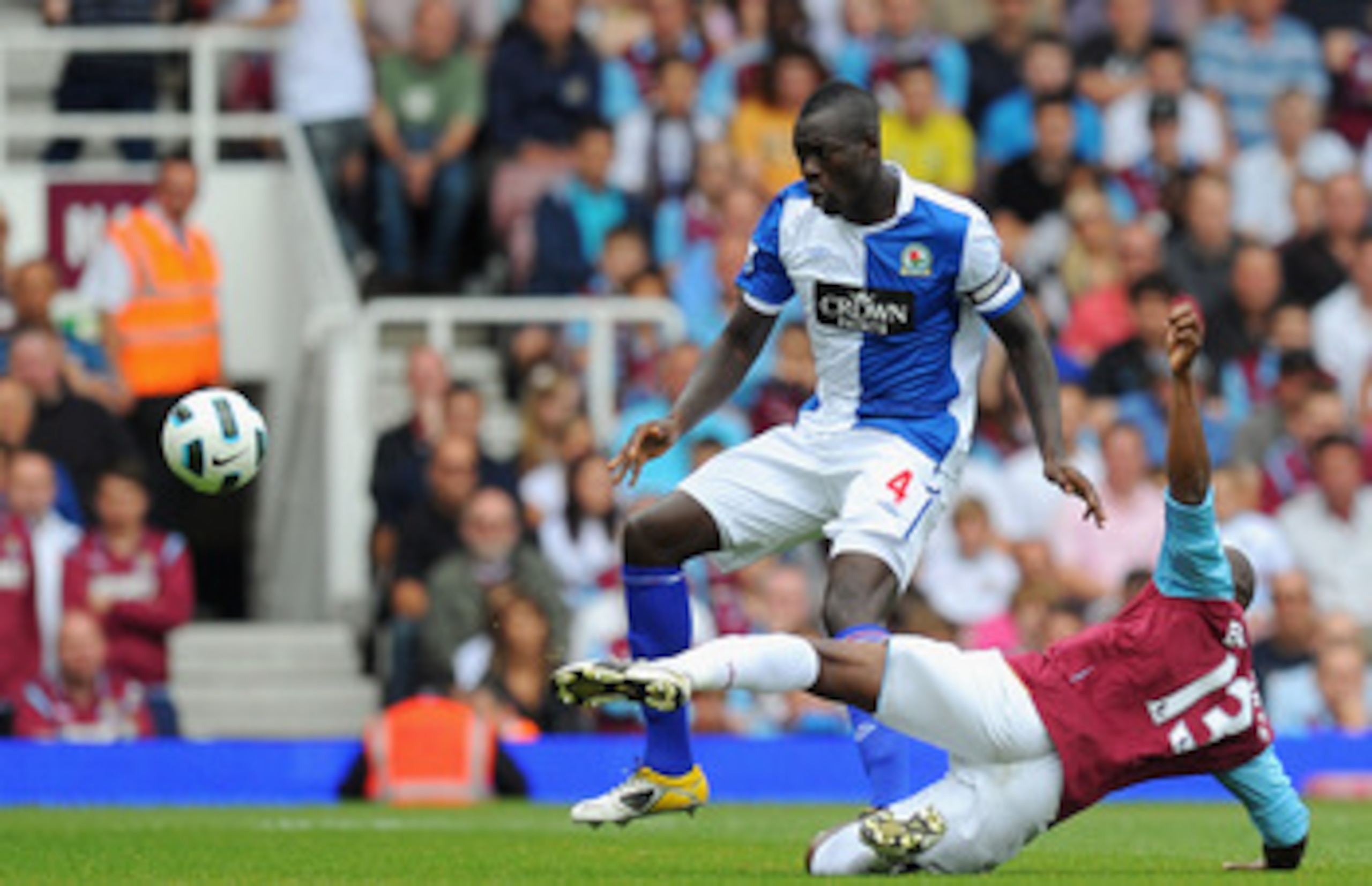 LONDON, ENGLAND - MAY 07:  Luis Boa Morte of West Ham United tackles Christopher Samba of Blackburn Rovers during the Barclays Premier League match between West Ham United and Blackburn Rovers at the Boleyn Ground on May 7, 2011 in London, England.  (Phot