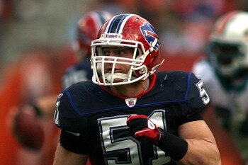 MIAMI - DECEMBER 19: Linebacker Paul Posluszny #51 of the Buffalo Bills runs against the Miami Dolphins at Sun Life Stadium on December 19, 2010 in Miami, Florida.The Bills defeated the Dolphins 17-14.  (Photo by Marc Serota/Getty Images)