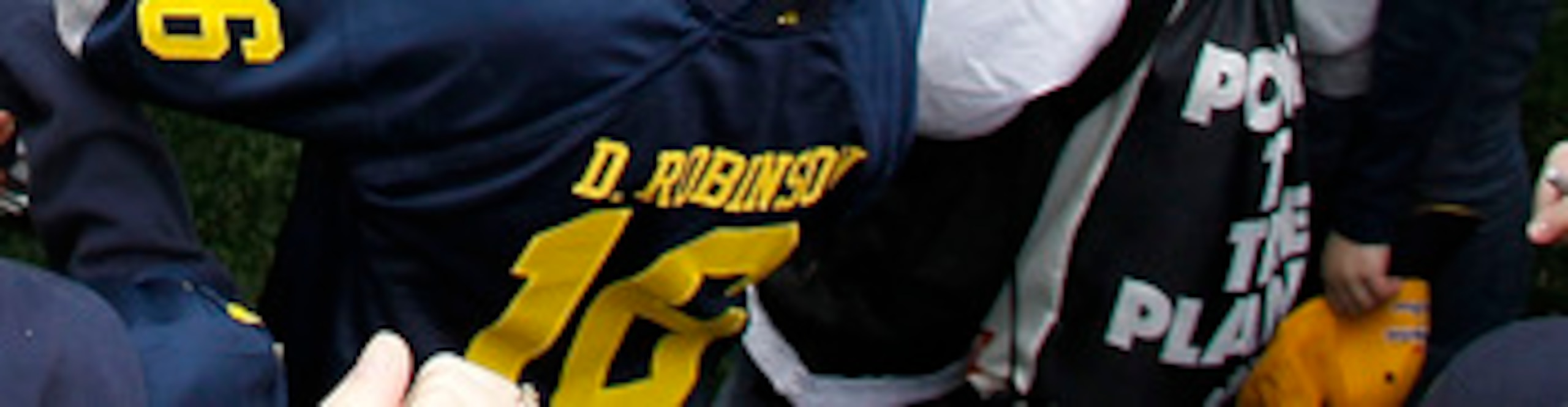 ANN ARBOR, MI - APRIL 16: Denard Robinson #16 of the Michigan Wolverines leads the a cheer at the end of the annual Spring Game at Michigan Stadium on April 16, 2011 in Ann Arbor, Michigan. (Photo by Leon Halip/Getty Images) ANN ARBOR, MI - APRIL 16: Denard Robinson #16 of the Michigan Wolverines leads the a cheer at the end of the annual Spring Game at Michigan Stadium on April 16, 2011 in Ann Arbor, Michigan. (Photo by Leon Halip/Getty Images)