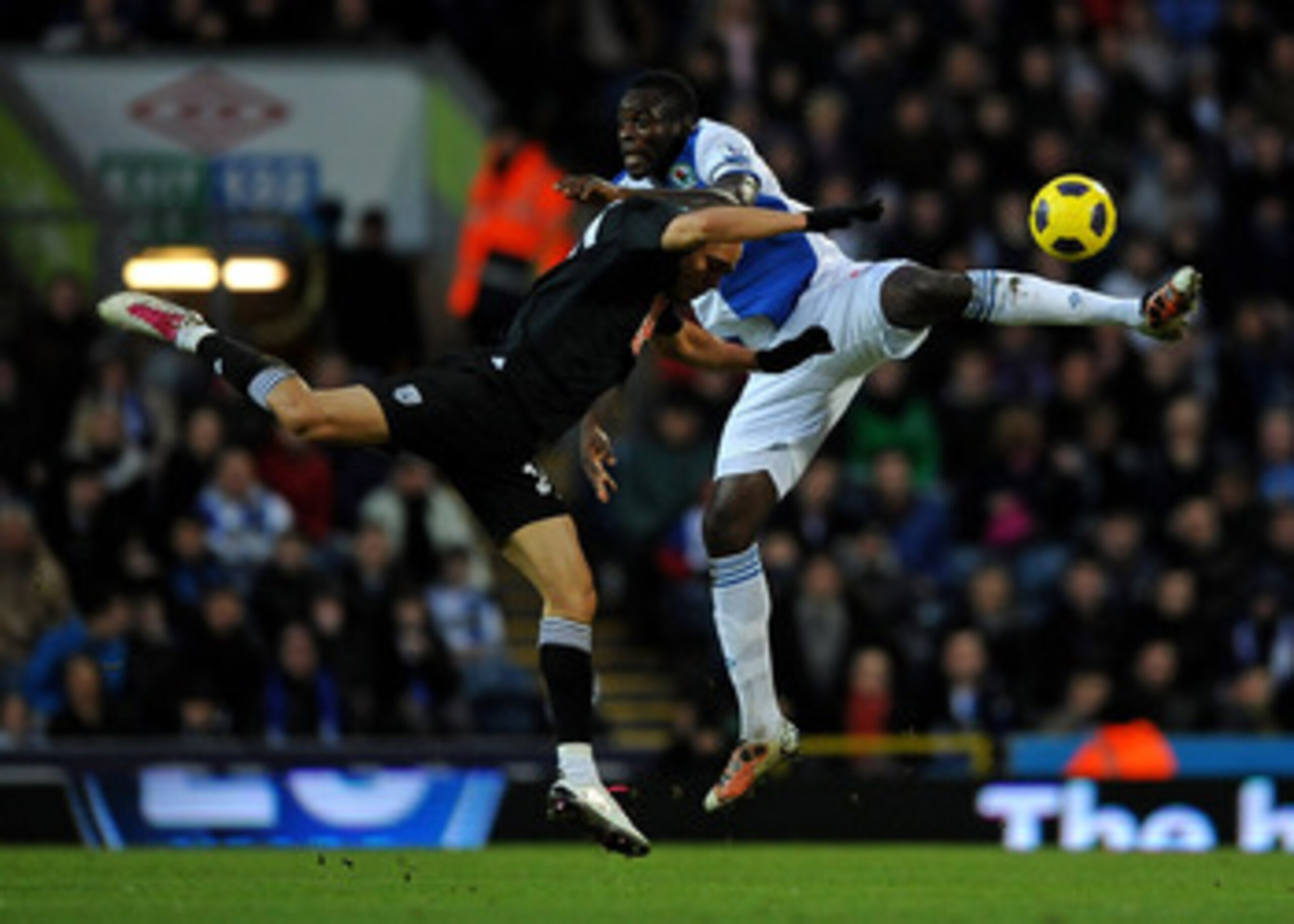 BLACKBURN, ENGLAND - JANUARY 23:  Chris Samba of Blackburn Rovers tangles with Peter Odemwingie of West Bromwich Albion during the Barclays Premier League match between Blackburn Rovers and West Bromwich Albion at Ewood Park on January 23, 2011 in Blackbu