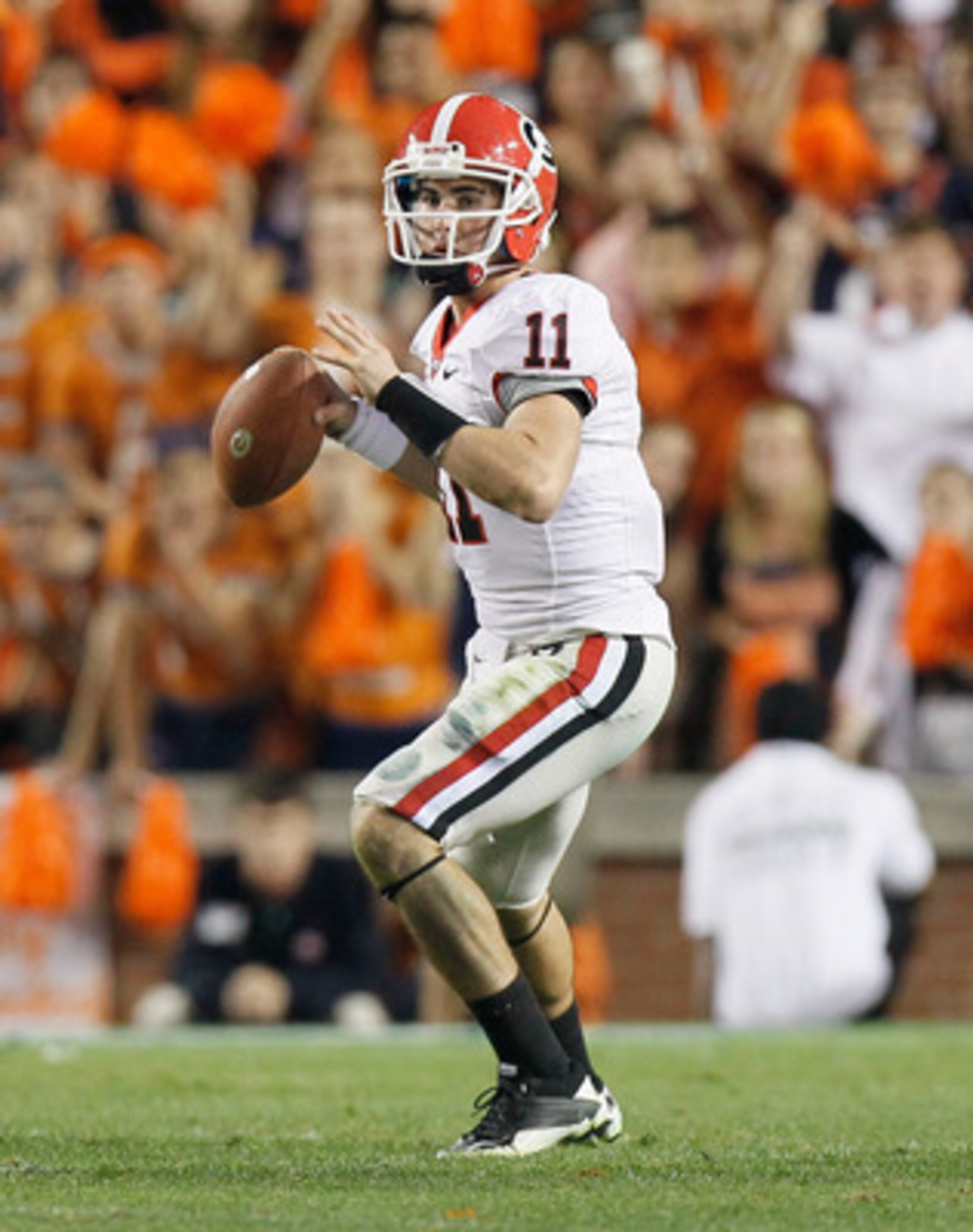AUBURN, AL - NOVEMBER 13:  Quarterback Aaron Murray #11 of the Georgia Bulldogs against the Auburn Tigers at Jordan-Hare Stadium on November 13, 2010 in Auburn, Alabama.  (Photo by Kevin C. Cox/Getty Images)