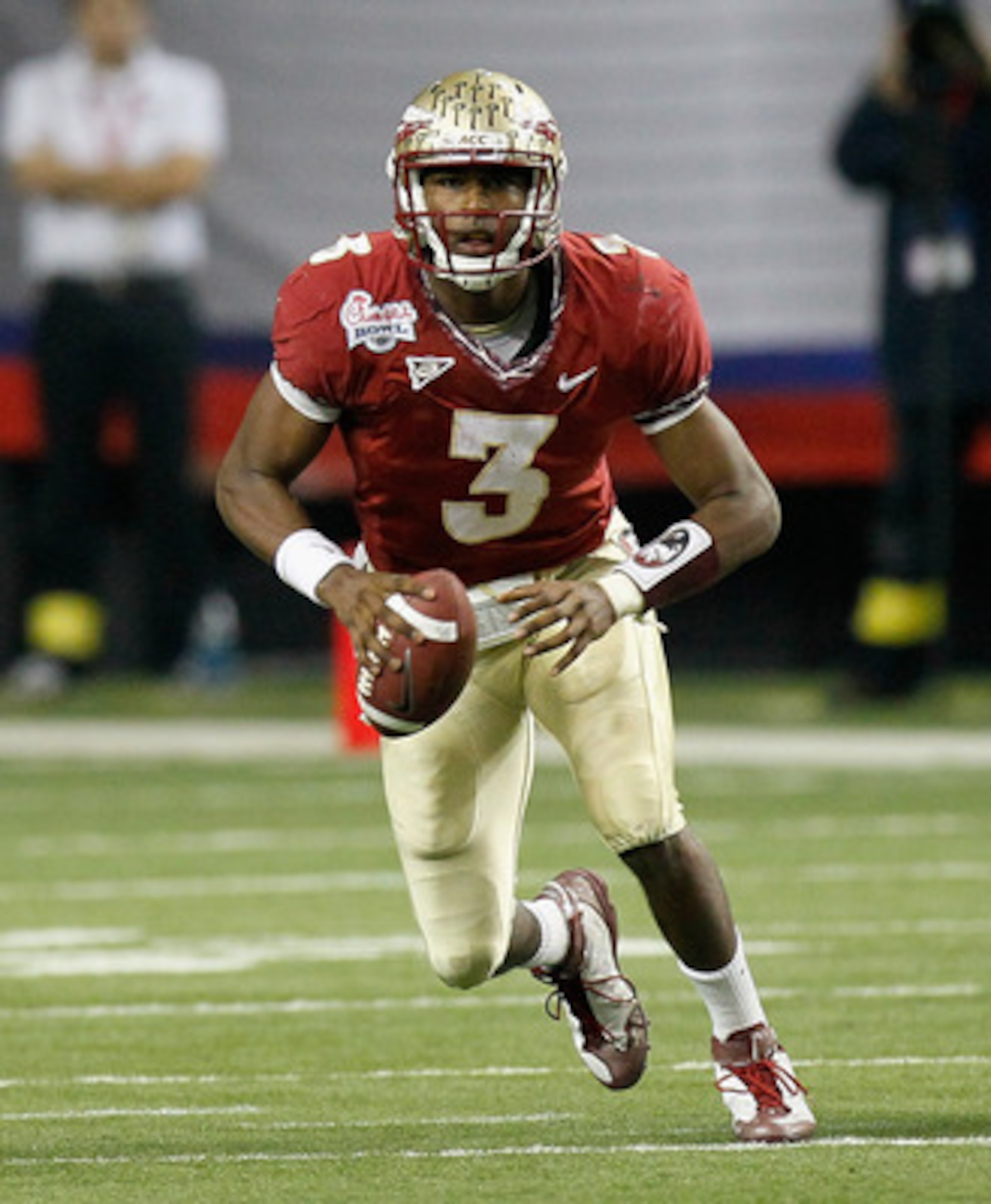 ATLANTA, GA - DECEMBER 31:  EJ Manuel #3 of the Florida State Seminoles against the South Carolina Gamecocks during the 2010 Chick-fil-A Bowl at Georgia Dome on December 31, 2010 in Atlanta, Georgia.  (Photo by Kevin C. Cox/Getty Images)