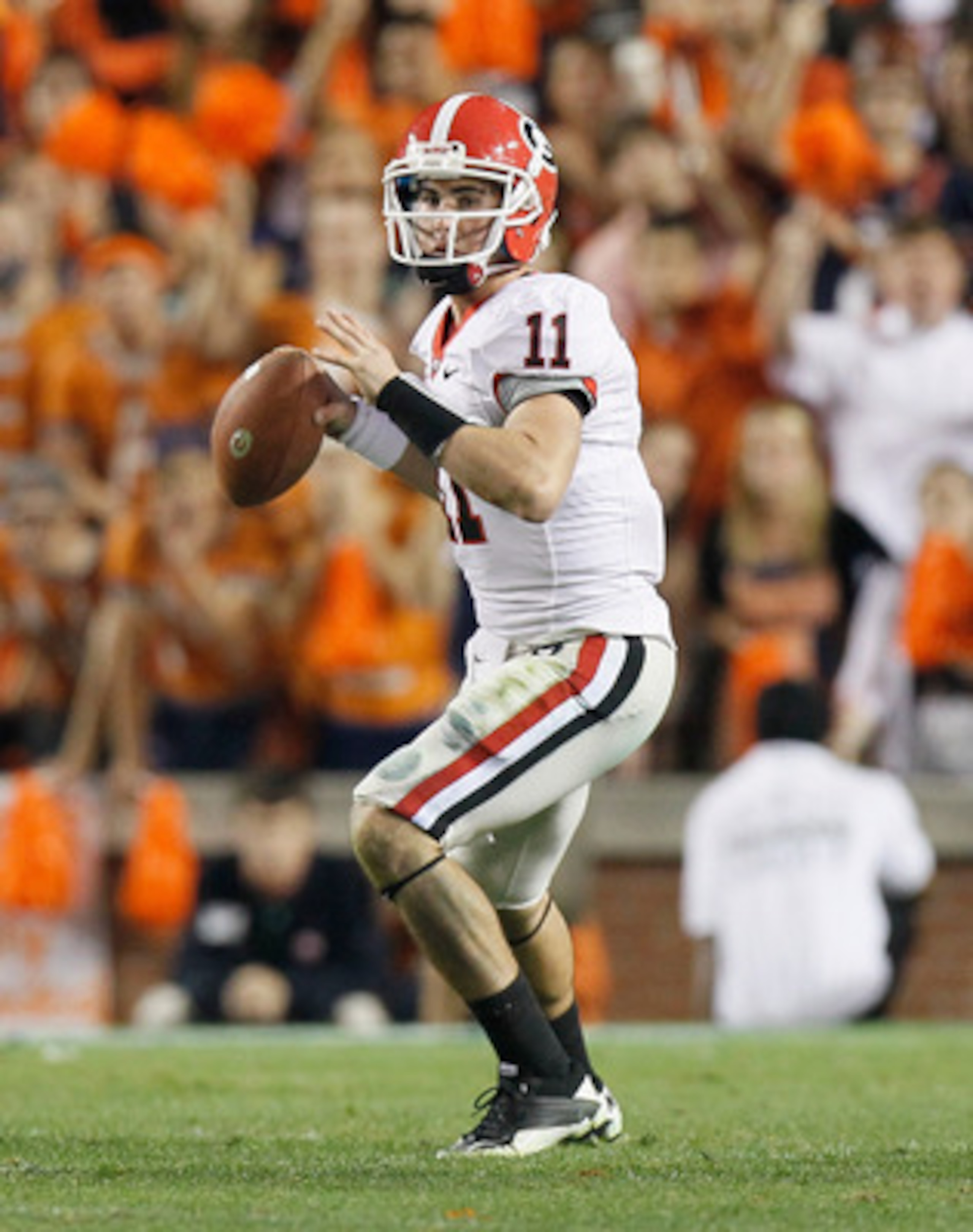 AUBURN, AL - NOVEMBER 13:  Quarterback Aaron Murray #11 of the Georgia Bulldogs against the Auburn Tigers at Jordan-Hare Stadium on November 13, 2010 in Auburn, Alabama.  (Photo by Kevin C. Cox/Getty Images)