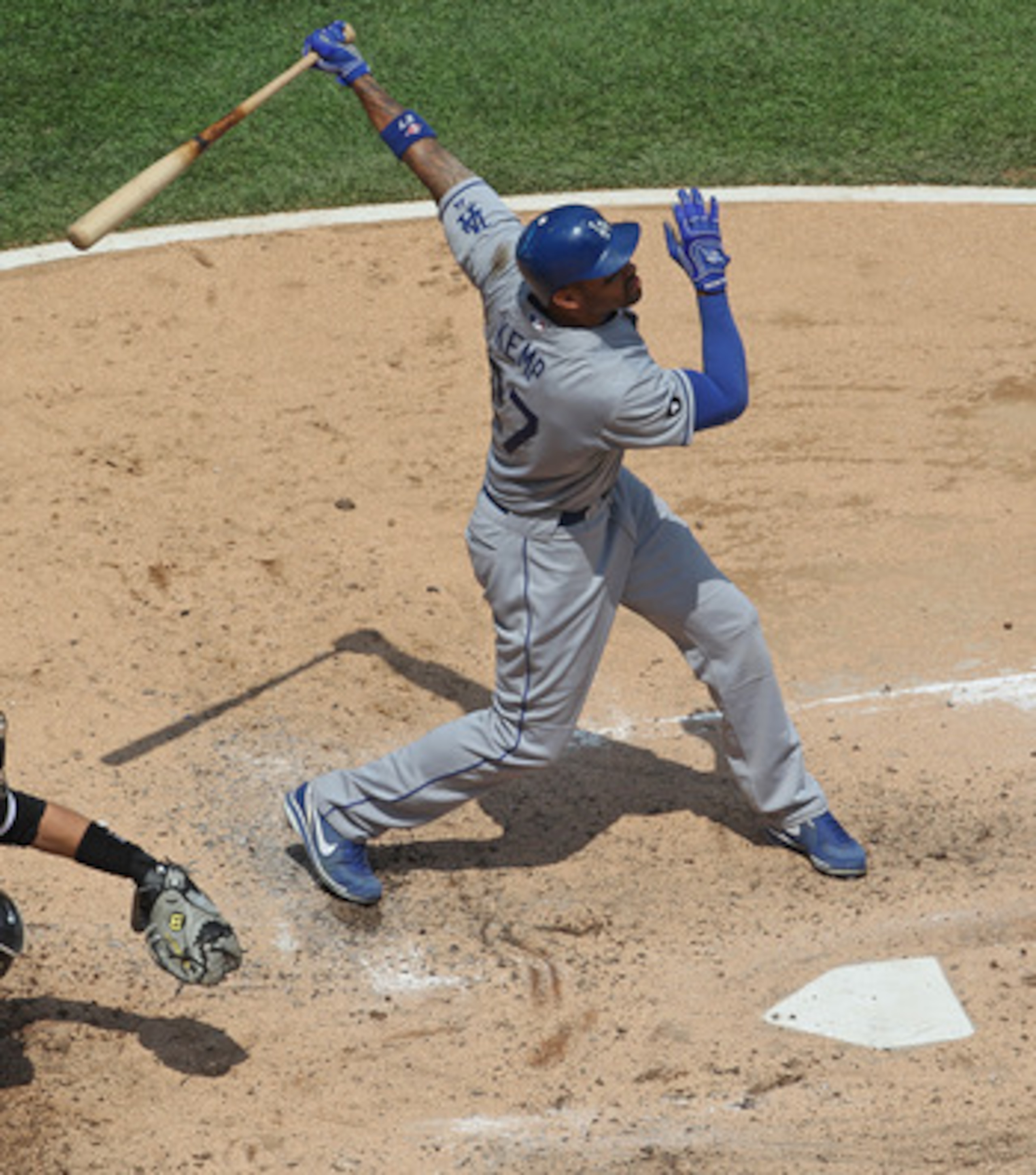 CHICAGO, IL - MAY 22:  Matthew Kemp #27 of the Los Angeles Dodgers hits the ball against the Chicago White Sox at U.S. Cellular Field on May 22, 2011 in Chicago, Illinois. The White Sox defeated the Dodgers 8-3.  (Photo by Jonathan Daniel/Getty Images)