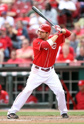 CINCINNATI, OH - MAY 19: Joey Votto #19 of the Cincinnati Reds is at bat during the game against the Pittsburgh Pirates at Great American Ball Park on May 19, 2011 in Cincinnati, Ohio.  (Photo by Andy Lyons/Getty Images)