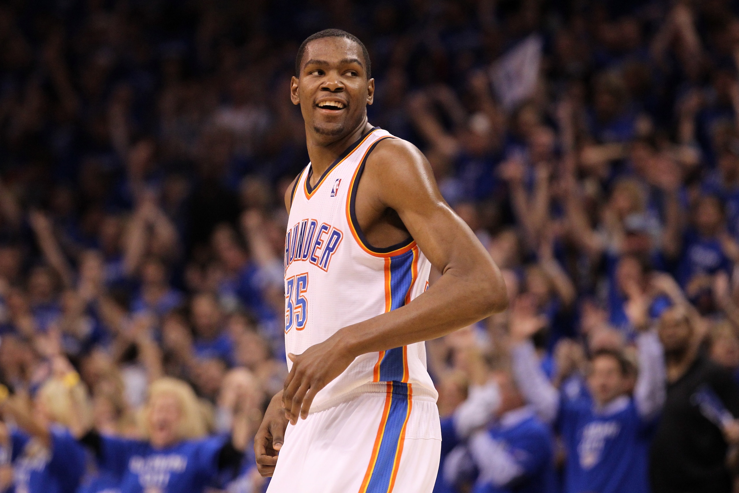 OKLAHOMA CITY, OK - MAY 23:  Kevin Durant #35 of the Oklahoma City Thunder reacts in the fourth quarter while taking on the Dallas Mavericks in Game Four of the Western Conference Finals during the 2011 NBA Playoffs at Oklahoma City Arena on May 23, 2011