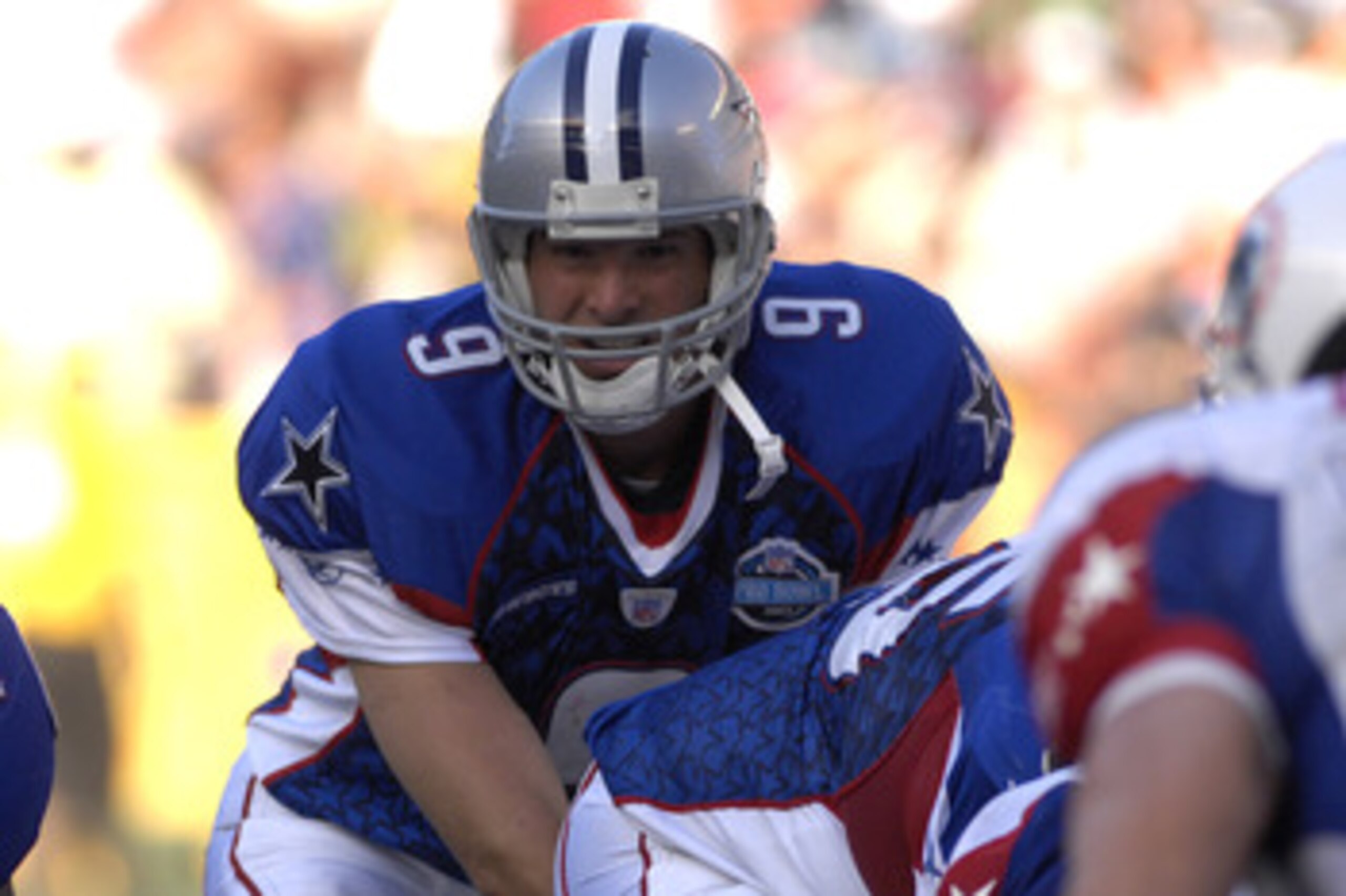 Dallas Cowboys quarterback Tony Romo during the 2007 Pro Bowl at Aloha Stadium in Honolulu, Hawaii on February 10, 2007.    (Photo by Al Messerschmidt/Getty Images)
