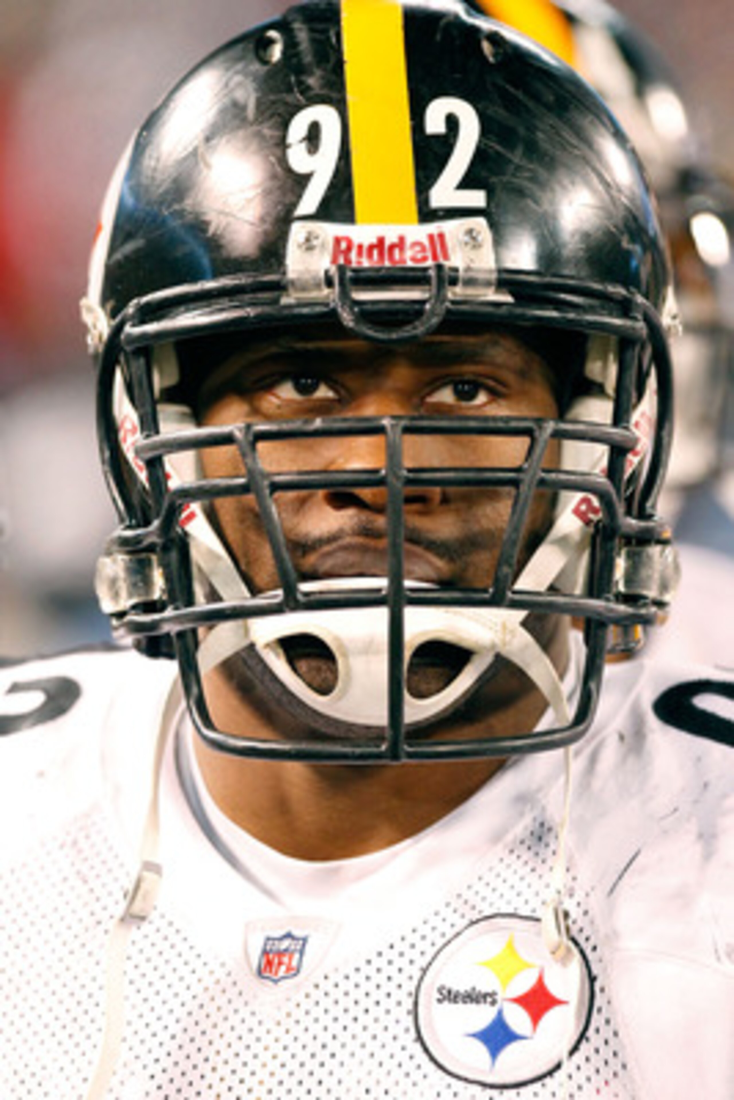 BALTIMORE, MD - DECEMBER 05: Linebacker James Harrison #92 of the Pittsburgh Steelers looks on while playing against the Baltimore Ravens during the fourth quarter of the game at M&T Bank Stadium on December 5, 2010 in Baltimore, Maryland. Pittsburgh won BALTIMORE, MD - DECEMBER 05: Linebacker James Harrison #92 of the Pittsburgh Steelers looks on while playing against the Baltimore Ravens during the fourth quarter of the game at M&T Bank Stadium on December 5, 2010 in Baltimore, Maryland. Pittsburgh won