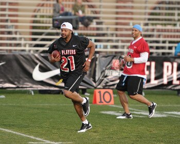 LOS ANGELES, CA - MAY 20:  Donald Faison plays at the NFL PLAYERS Premiere League Flag Football Game at UCLA on May 20, 2011 in Los Angeles, California.  (Photo by Noel Vasquez/Getty Images)