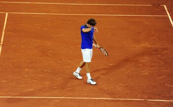 MADRID, SPAIN - MAY 07:   Roger Federer of Switzerland during his semi final match against Rafael Nadal of Spain on day seven of the Mutua Madrilena Madrid Open Tennis on May 7, 2011 in Madrid, Spain.  (Photo by Jasper Juinen/Getty Images)