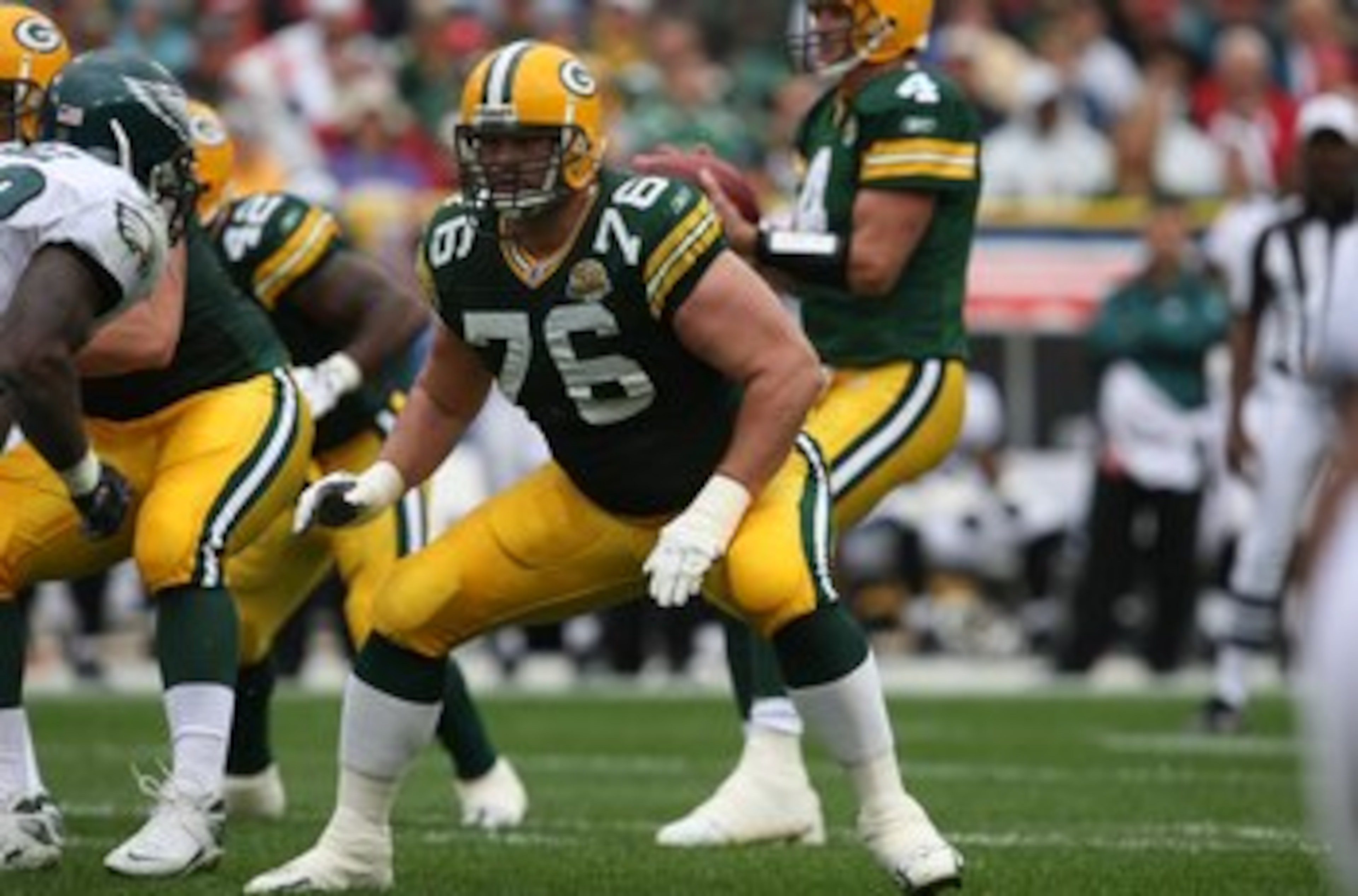 GREEN BAY, WI - SEPTEMBER 09: Chad Clifton #76 of the Green Bay Packers prepares to block against the Philadelphia Eagles on September 9, 2007 at Lambeau Field in Green Bay, Wisconsin. The Packers defeated the Eagles 16-13. (Photo by Jonathan Daniel/Getty GREEN BAY, WI - SEPTEMBER 09: Chad Clifton #76 of the Green Bay Packers prepares to block against the Philadelphia Eagles on September 9, 2007 at Lambeau Field in Green Bay, Wisconsin. The Packers defeated the Eagles 16-13. (Photo by Jonathan Daniel/Getty