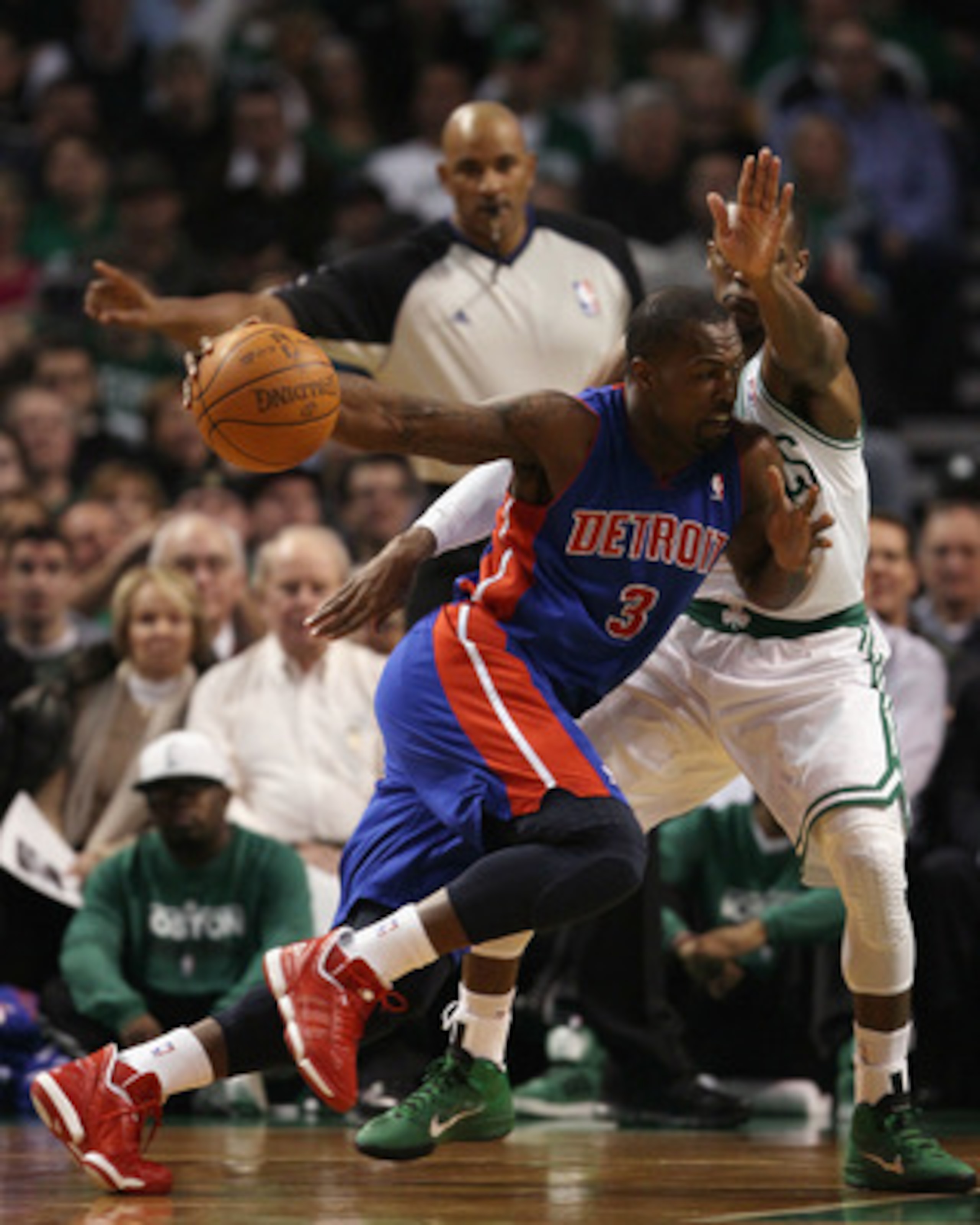 BOSTON, MA - JANUARY 19: Rodney Stuckey #3 of the Detroit Pistons drives to the net as Rajon Rondo #9 of the Boston Celtics defends on January 19, 2011 at the TD Garden in Boston, Massachusetts. NOTE TO USER: User expressly acknowledges and agrees that, BOSTON, MA - JANUARY 19: Rodney Stuckey #3 of the Detroit Pistons drives to the net as Rajon Rondo #9 of the Boston Celtics defends on January 19, 2011 at the TD Garden in Boston, Massachusetts. NOTE TO USER: User expressly acknowledges and agrees that,