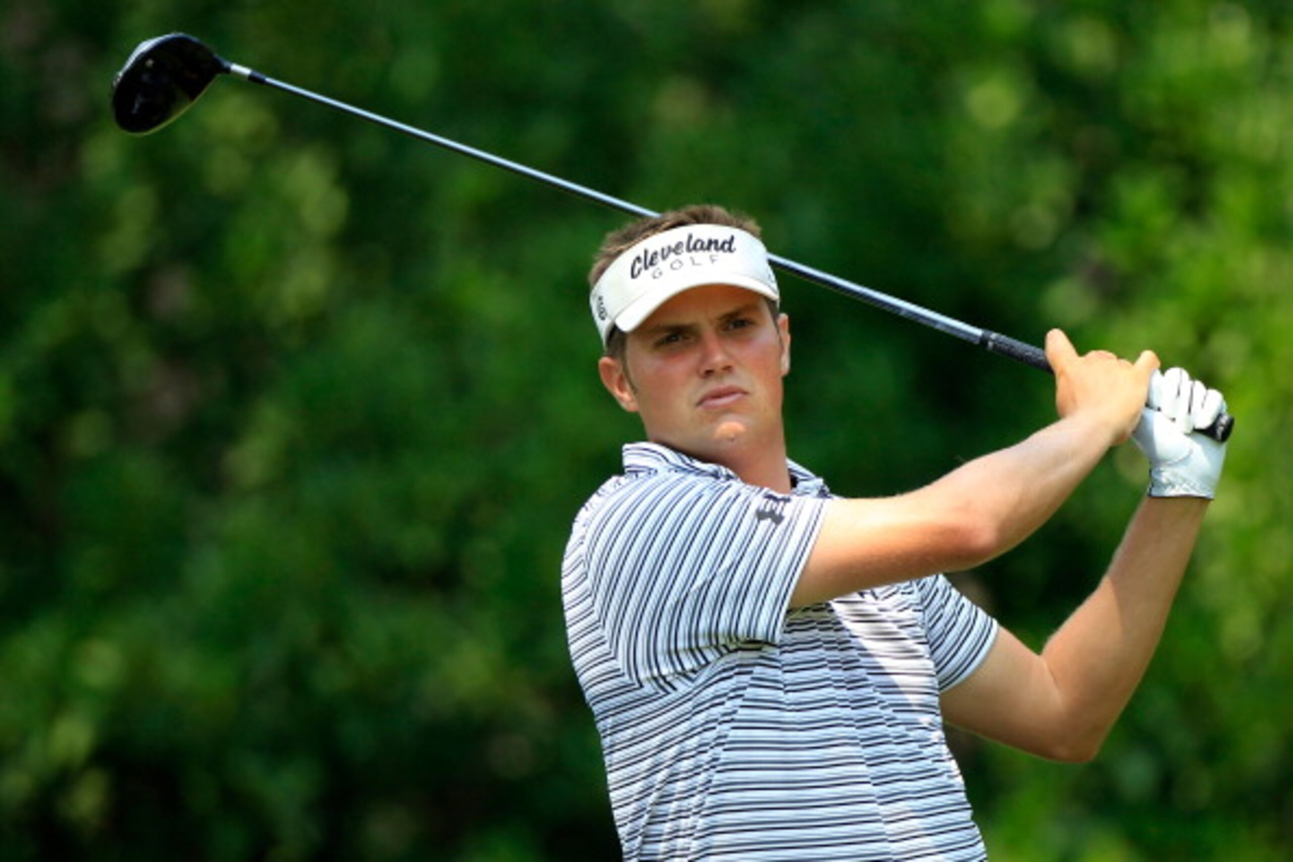 PONTE VEDRA BEACH, FL - MAY 12:  Jeff Overton hits a tee shot on the 11th hole during the first round of THE PLAYERS Championship held at THE PLAYERS Stadium course at TPC Sawgrass on May 12, 2011 in Ponte Vedra Beach, Florida.  (Photo by Sam Greenwood/Ge