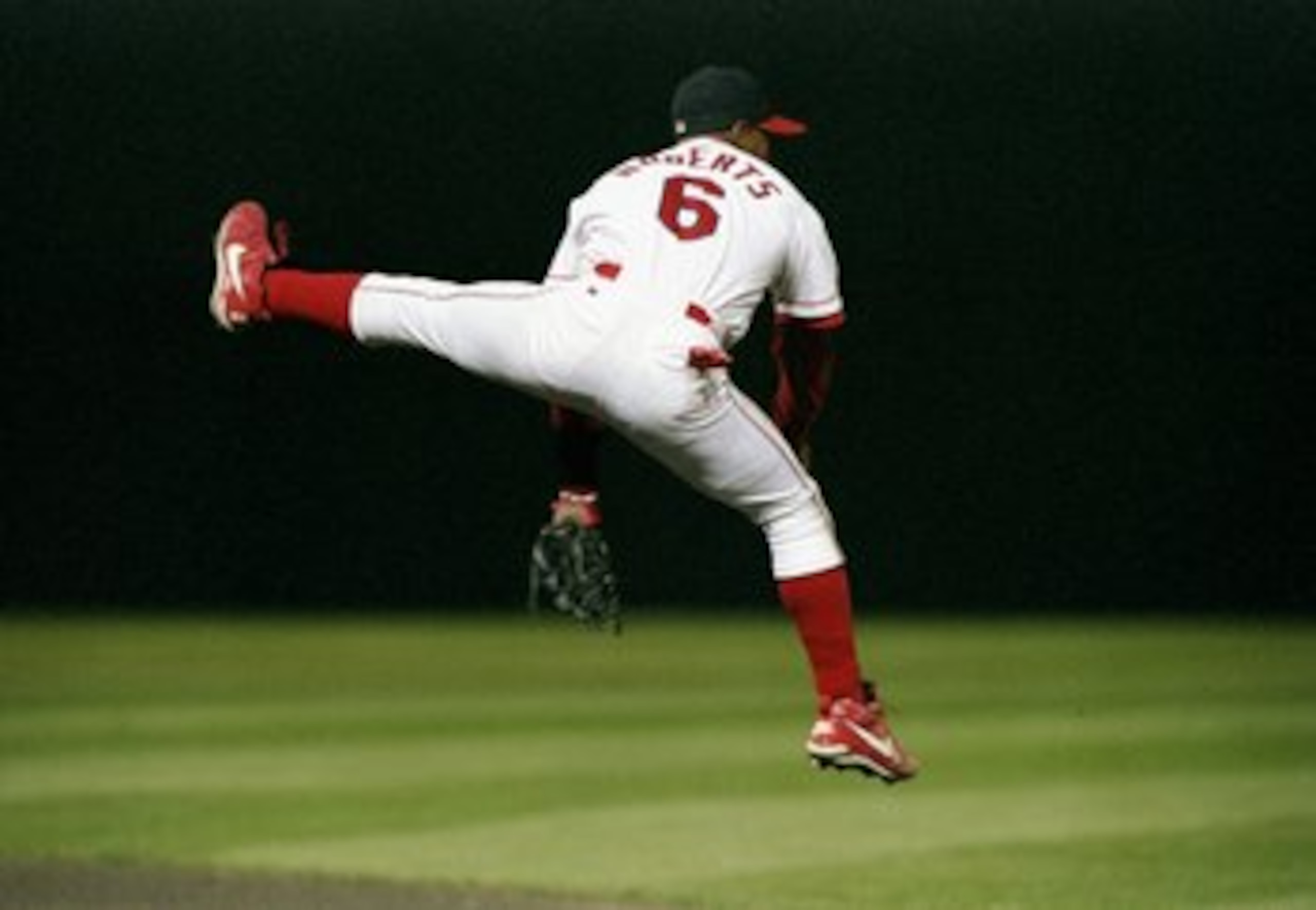 23 Oct 1997: Outfielder Bip Roberts of the Cleveland Indians in action during the fifth game of the World Series against the Florida Marlins at Jacobs Field in Cleveland, Ohio. The Marlins won the game 8-7. Mandatory Credit: Doug Pensinger /Allsport 23 Oct 1997: Outfielder Bip Roberts of the Cleveland Indians in action during the fifth game of the World Series against the Florida Marlins at Jacobs Field in Cleveland, Ohio. The Marlins won the game 8-7. Mandatory Credit: Doug Pensinger /Allsport