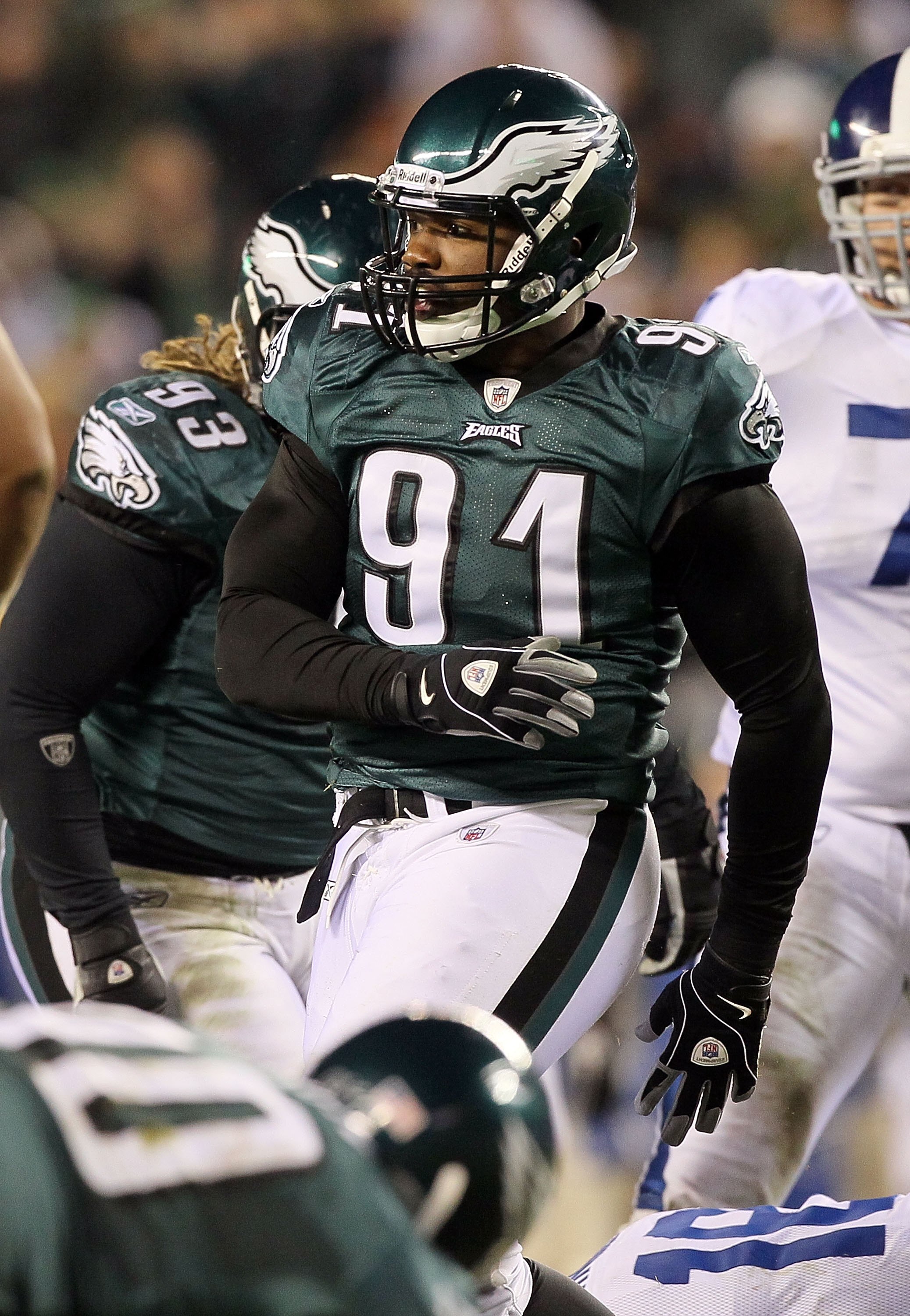 PHILADELPHIA - NOVEMBER 07:  Darryl Tapp #91 of the Philadelphia Eagles against the Indianapolis Colts on November 7, 2010 at Lincoln Financial Field in Philadelphia, Pennsylvania. The Eagles defeated the Colts 26-24.  (Photo by Jim McIsaac/Getty Images)