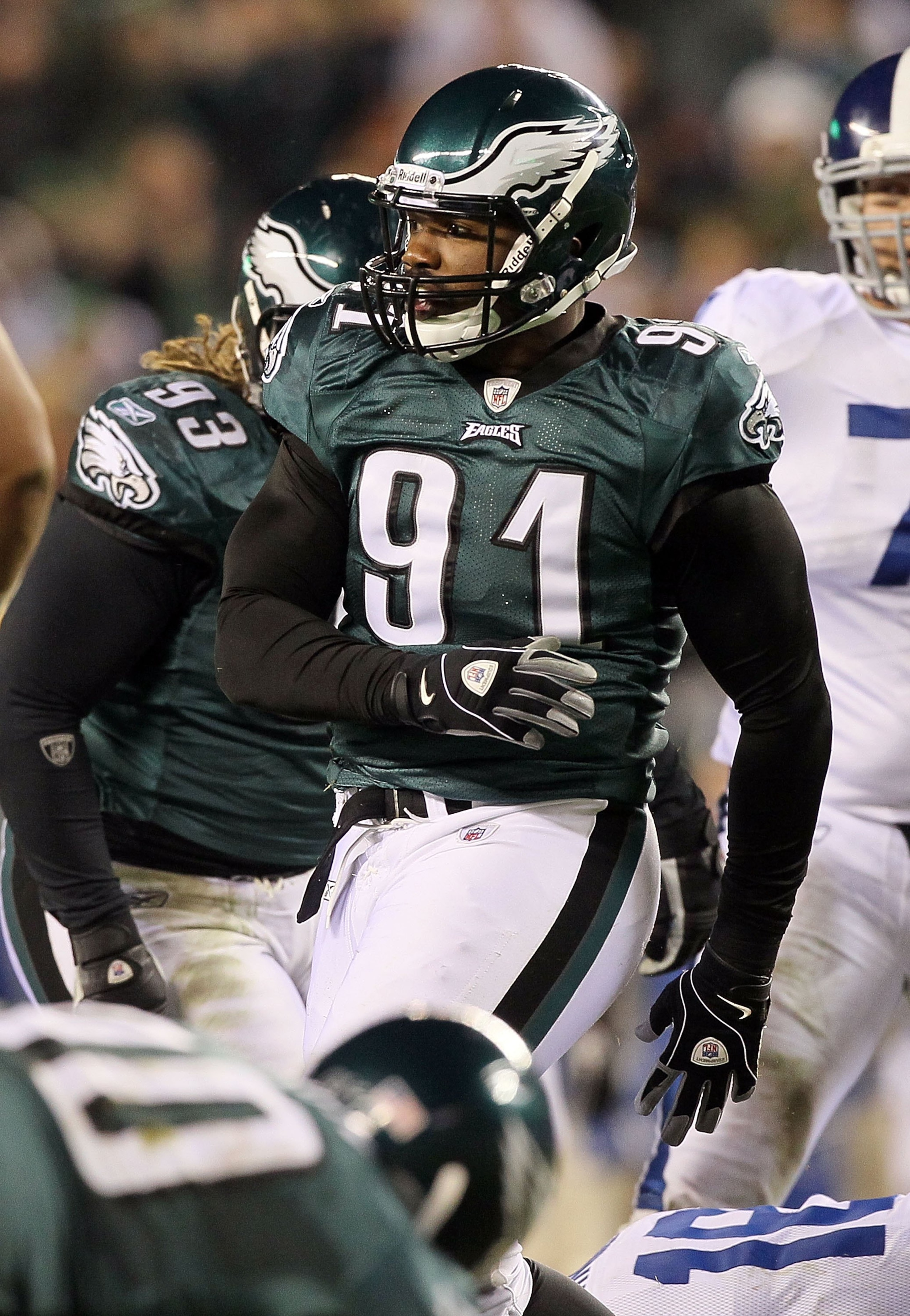 PHILADELPHIA - NOVEMBER 07:  Darryl Tapp #91 of the Philadelphia Eagles against the Indianapolis Colts on November 7, 2010 at Lincoln Financial Field in Philadelphia, Pennsylvania. The Eagles defeated the Colts 26-24.  (Photo by Jim McIsaac/Getty Images)