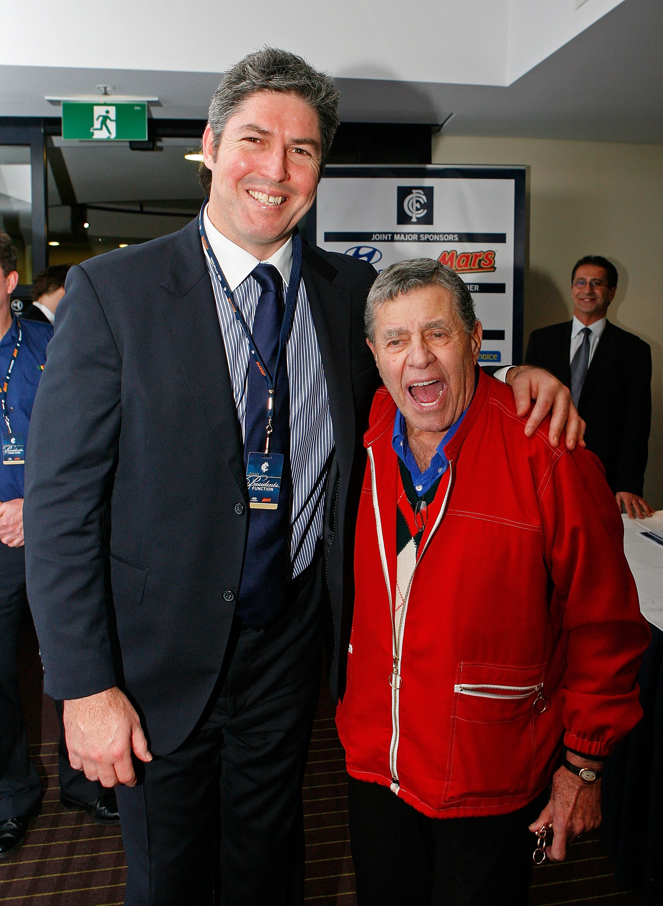 MELBOURNE, AUSTRALIA - JUNE 19:  Carlton President Stephen Kernahan and comedian Jerry Lewis pose for a photograph before the round 13 AFL match between the Carlton Blues and the Fremantle Dockers at Etihad Stadium on June 19, 2010 in Melbourne, Australia