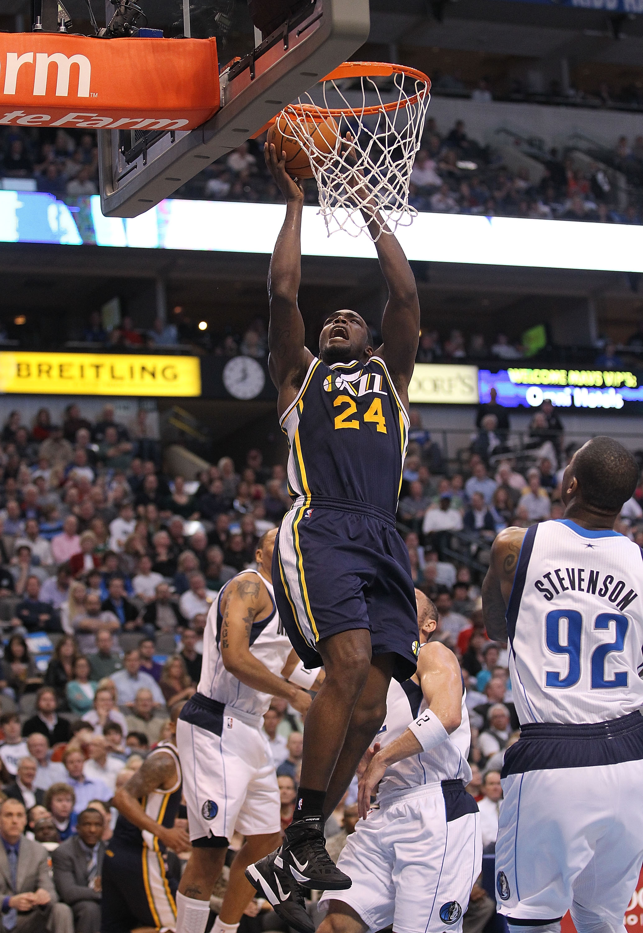DALLAS, TX - FEBRUARY 23: Forward Paul Millsap #24 of the Utah Jazz takes a shot against the Dallas Mavericks at American Airlines Center on February 23, 2011 in Dallas, Texas. NOTE TO USER: User expressly acknowledges and agrees that, by downloading an DALLAS, TX - FEBRUARY 23: Forward Paul Millsap #24 of the Utah Jazz takes a shot against the Dallas Mavericks at American Airlines Center on February 23, 2011 in Dallas, Texas. NOTE TO USER: User expressly acknowledges and agrees that, by downloading an