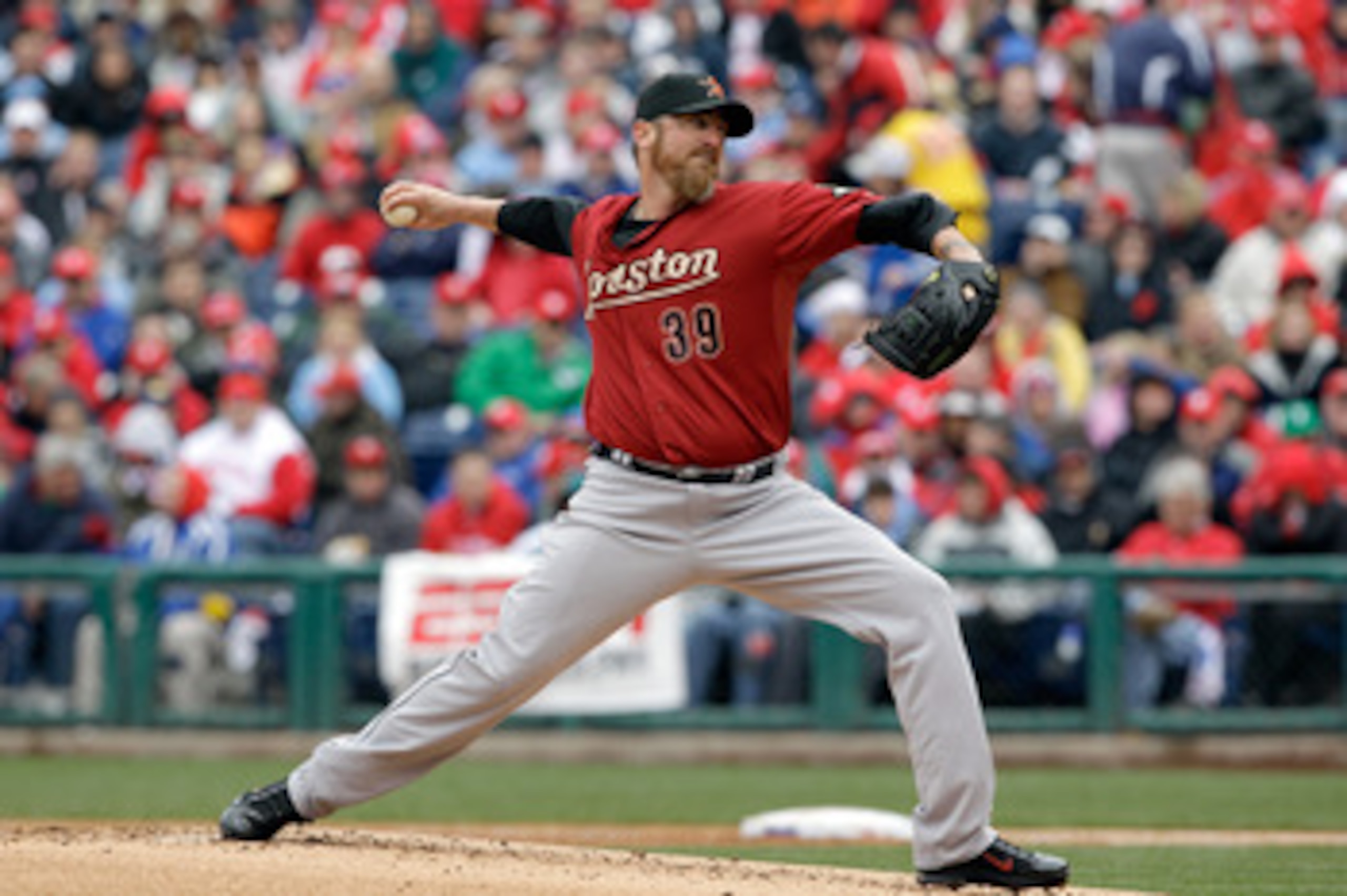 PHILADELPHIA, PA - APRIL 01:  Pitcher Brett Myers #39 of the Houston Astros delivers to a Philadelphia Phillies batter during the second inning of  opening day at Citizens Bank Park on April 1, 2011 in Philadelphia, Pennsylvania.  (Photo by Rob Carr/Getty