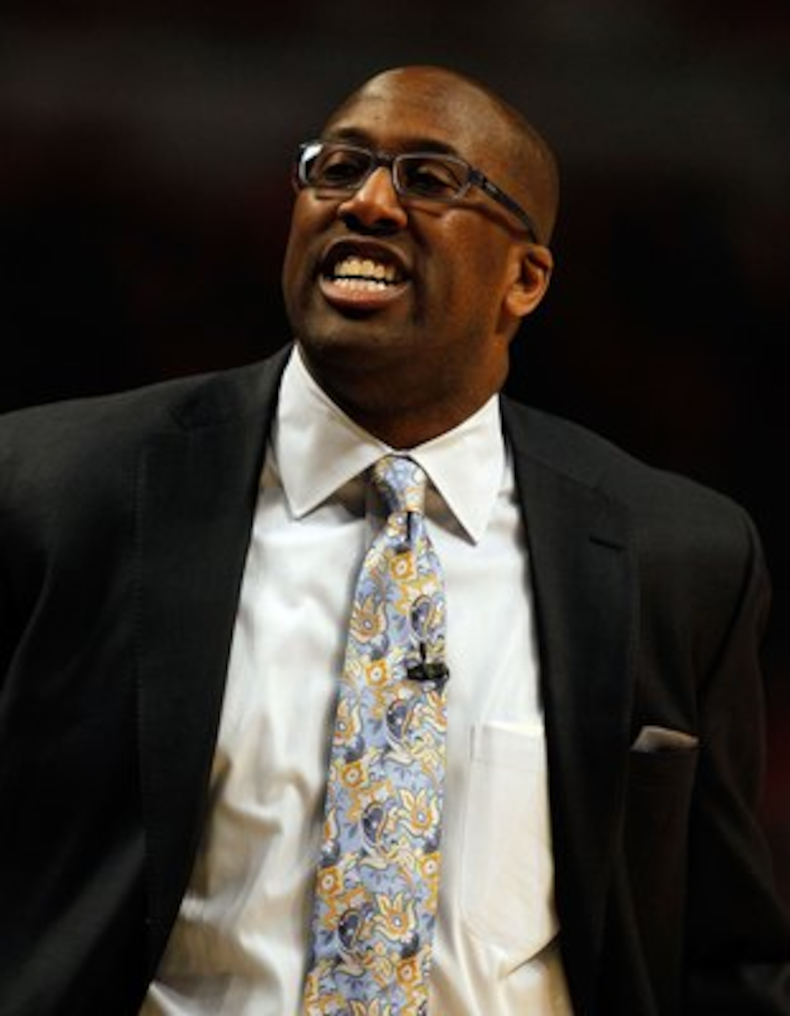 CHICAGO - APRIL 22: Head coach Mike Brown of the Cleveland Cavaliers yells at players on the bench as the Cavaliers face the Chicago Bulls in Game Three of the Eastern Conference Quarterfinals during the 2010 NBA Playoffs at the United Center on April 22,