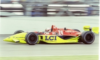28 MAY 1995: SCOTT GOODYEAR #24, WAS BLACK FLAGGED WHILE LEADING IN THE FINAL LAPS OF THE INDIANAPOLIS 500 AFTER HE PASSED THE PACE CAR. Mandatory Credit: Al Bello/ALLSPORT 28 MAY 1995: SCOTT GOODYEAR #24, WAS BLACK FLAGGED WHILE LEADING IN THE FINAL LAPS OF THE INDIANAPOLIS 500 AFTER HE PASSED THE PACE CAR. Mandatory Credit: Al Bello/ALLSPORT