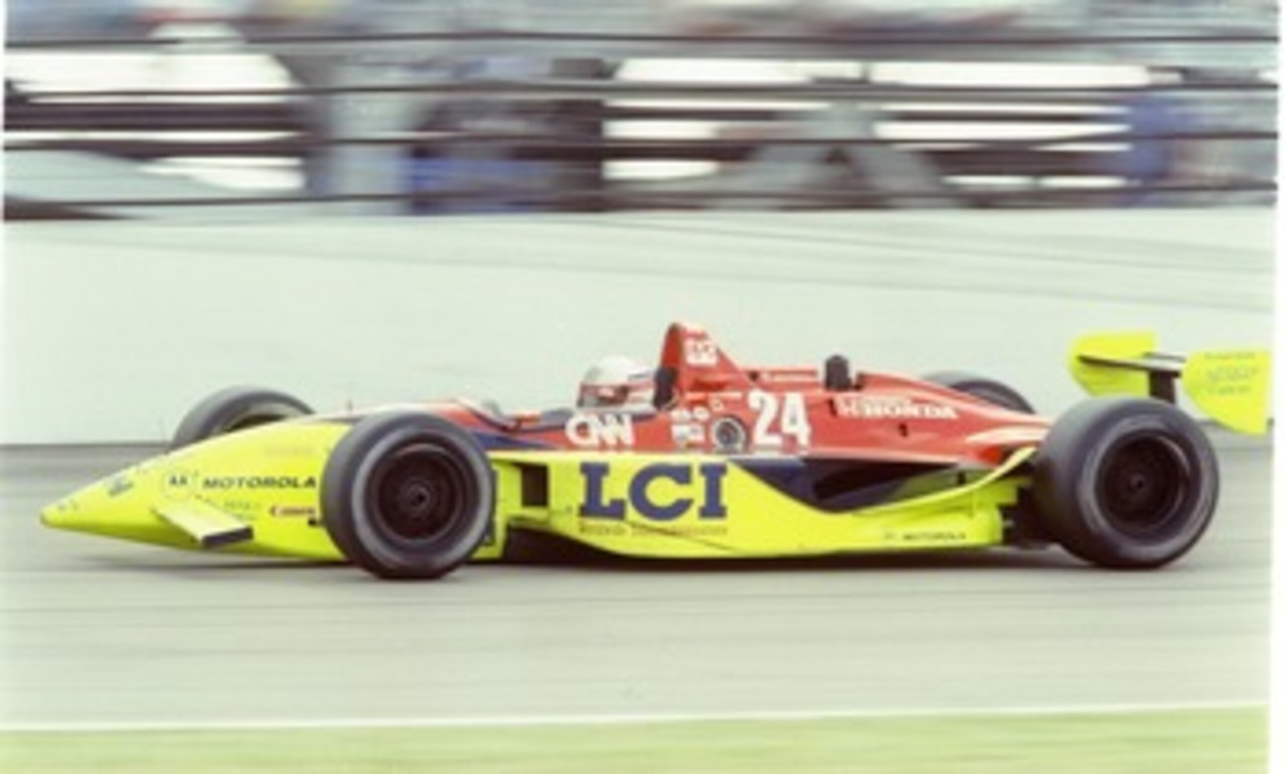 28 MAY 1995:  SCOTT GOODYEAR #24, WAS BLACK FLAGGED WHILE LEADING IN THE FINAL LAPS OF THE INDIANAPOLIS 500 AFTER HE PASSED THE PACE CAR. Mandatory Credit: Al Bello/ALLSPORT