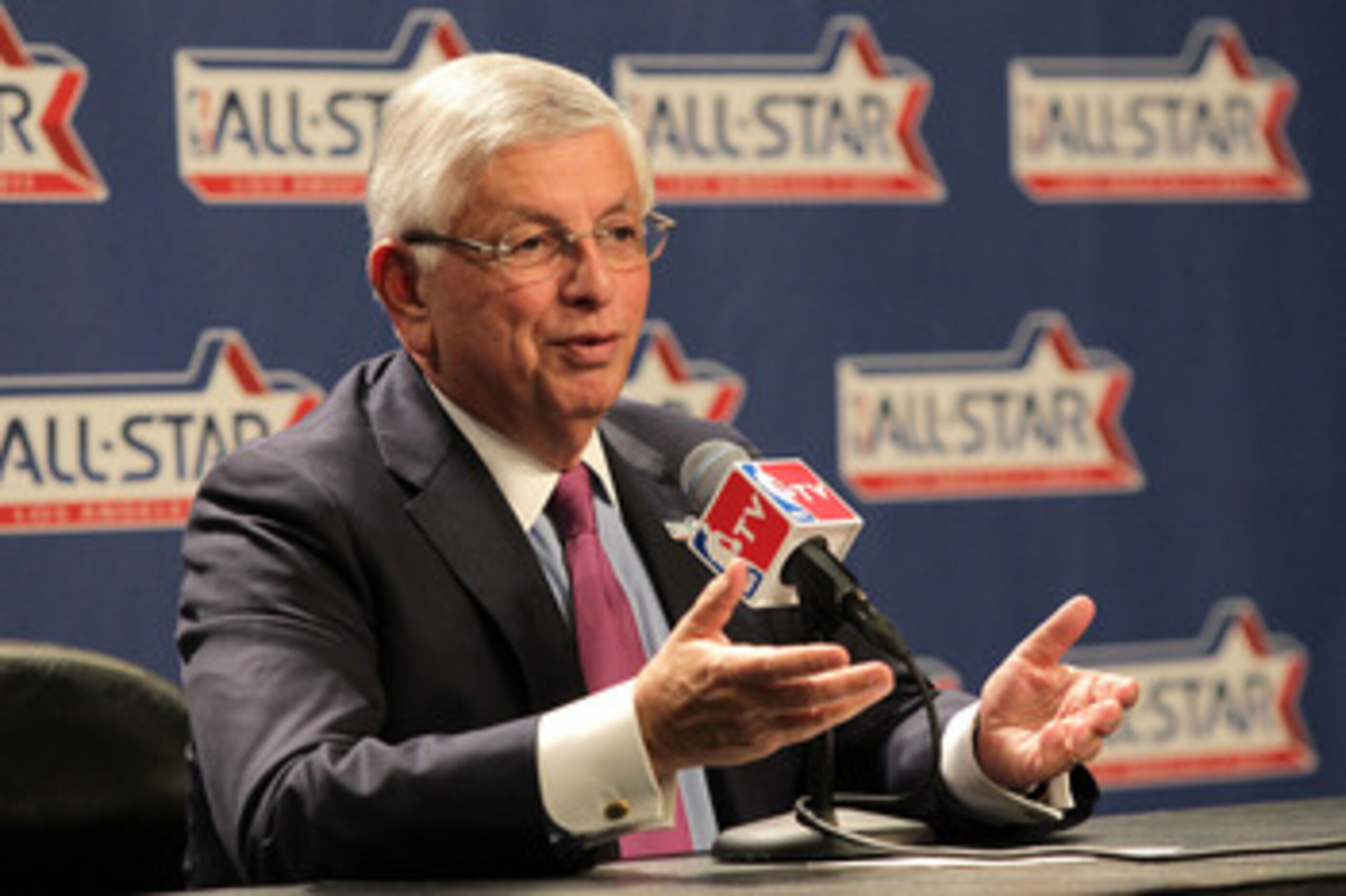 LOS ANGELES, CA - FEBRUARY 19:  NBA Commissioner David Stern addresses the media before the start of NBA All-Star Saturday Night at Staples Center on February 19, 2011 in Los Angeles, California.  (Photo by Noel Vasquez/Getty Images)