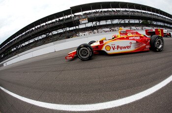 INDIANAPOLIS, IN - MAY 21:  Helio Castroneves drives his #3 Shell V Power/ Pennzoil Ultra Team Penske Dallra Honda during qualifying for the the 95th Indianapolis 500 Mile Race at the Indianapolis Motor Speedway on May 21, 2011 in Indianapolis, Indiana.