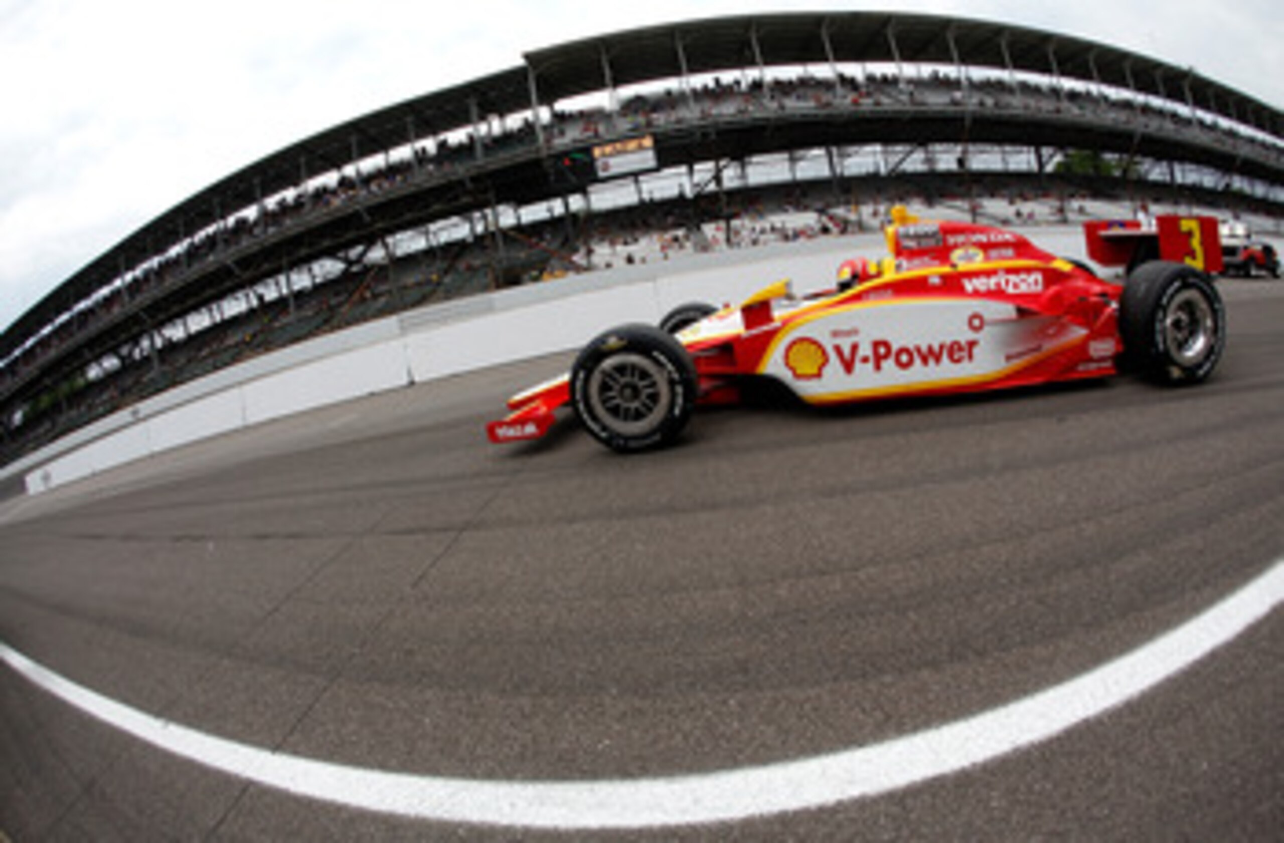 INDIANAPOLIS, IN - MAY 21:  Helio Castroneves drives his #3 Shell V Power/ Pennzoil Ultra Team Penske Dallra Honda during qualifying for the the 95th Indianapolis 500 Mile Race at the Indianapolis Motor Speedway on May 21, 2011 in Indianapolis, Indiana.