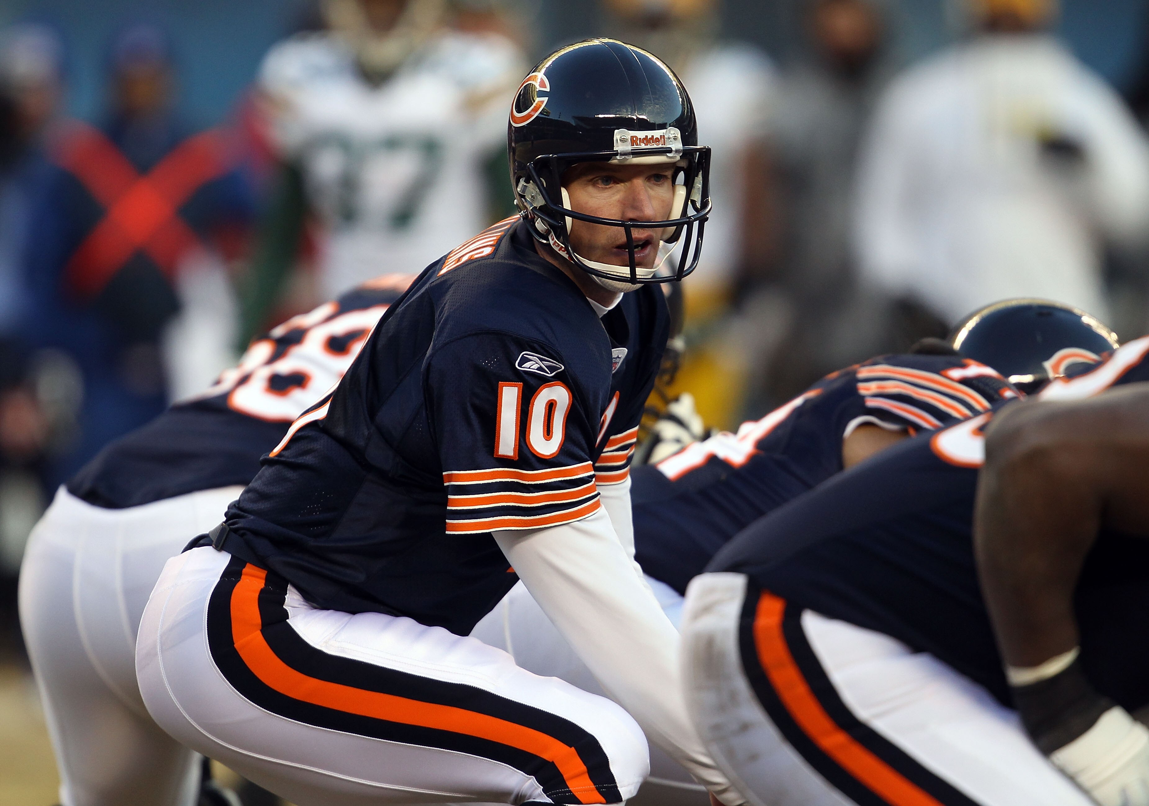 CHICAGO, IL - JANUARY 23:  Todd Collins #10 of the Chicago Bears under center against the Green Bay Packers in the NFC Championship Game at Soldier Field on January 23, 2011 in Chicago, Illinois.  (Photo by Jonathan Daniel/Getty Images)