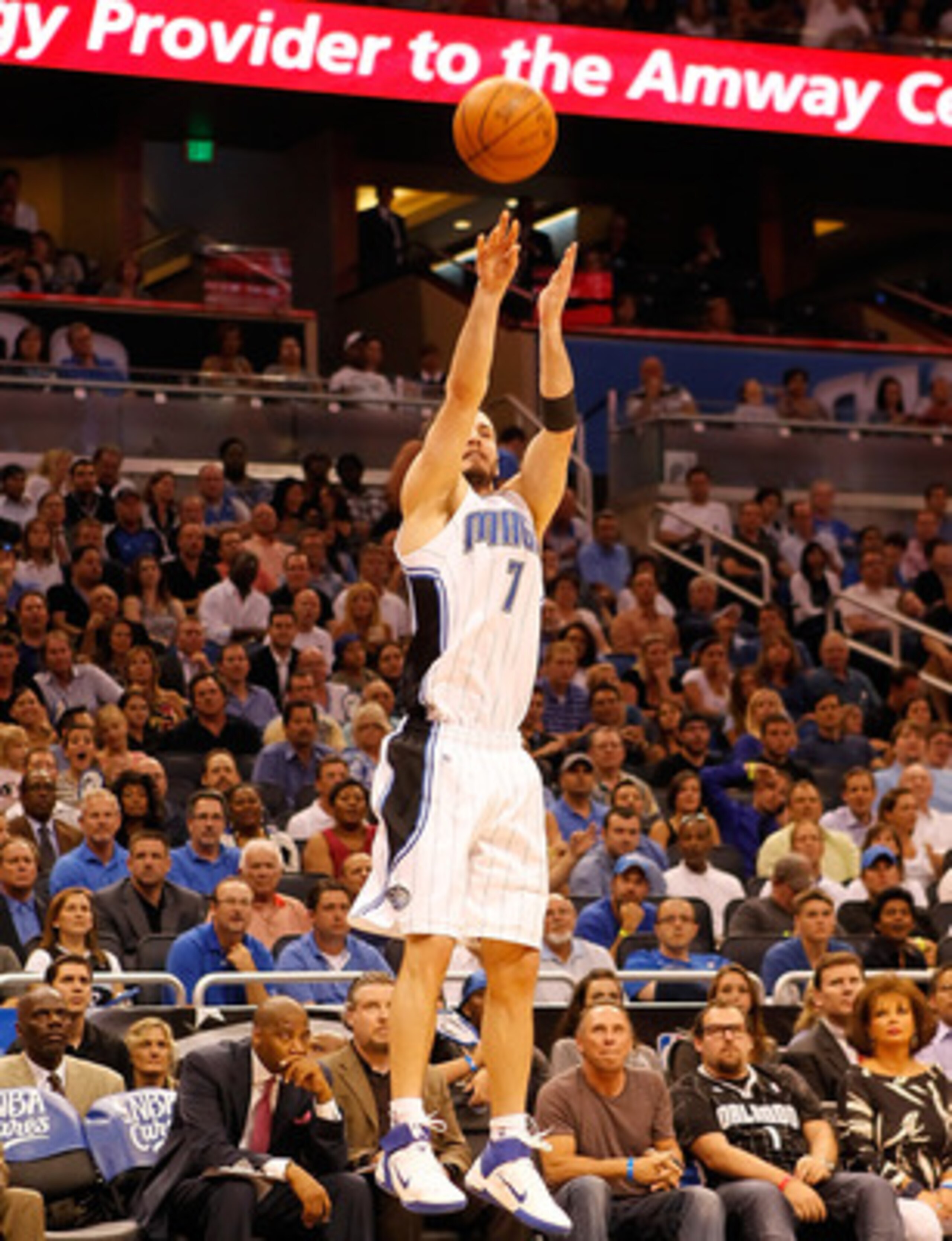 ORLANDO, FL - APRIL 26:  J.J. Redick #7 of the Orlando Magic shoots against the Atlanta Hawks during Game Five of the Eastern Conference Quarterfinals of the 2011 NBA Playoffs on April 26, 2011 at the Amway Arena in Orlando, Florida.  NOTE TO USER: User e
