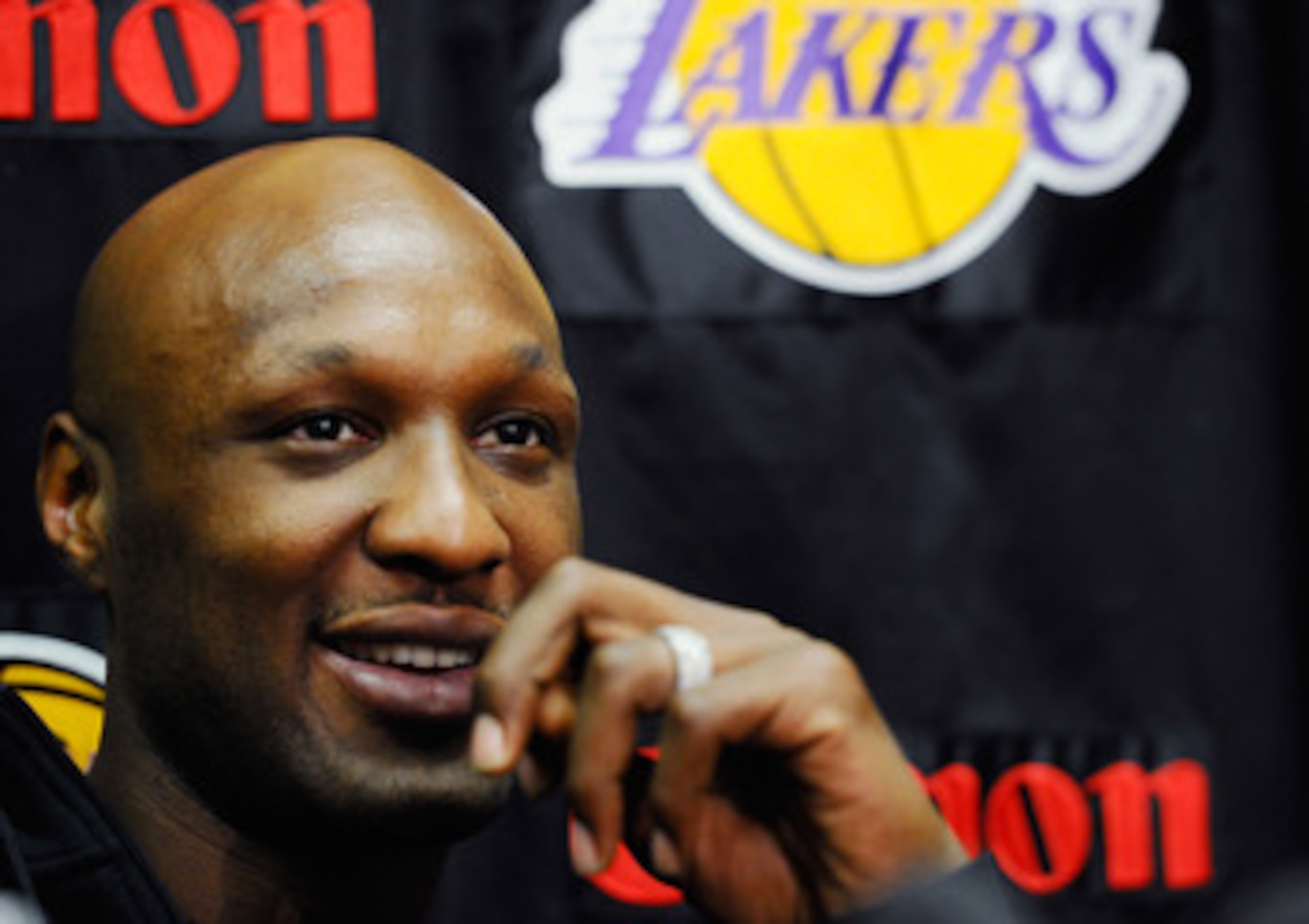 EL SEGUNDO, CA - MAY 11:  Lamar Odom #7 of the Los Angeles Lakers speaks during a news conference at the Lakers training facility on May 11, 2011 in El Segundo, California. The Lakers were swept out of their best of seven series with the Dallas Mavericks 
