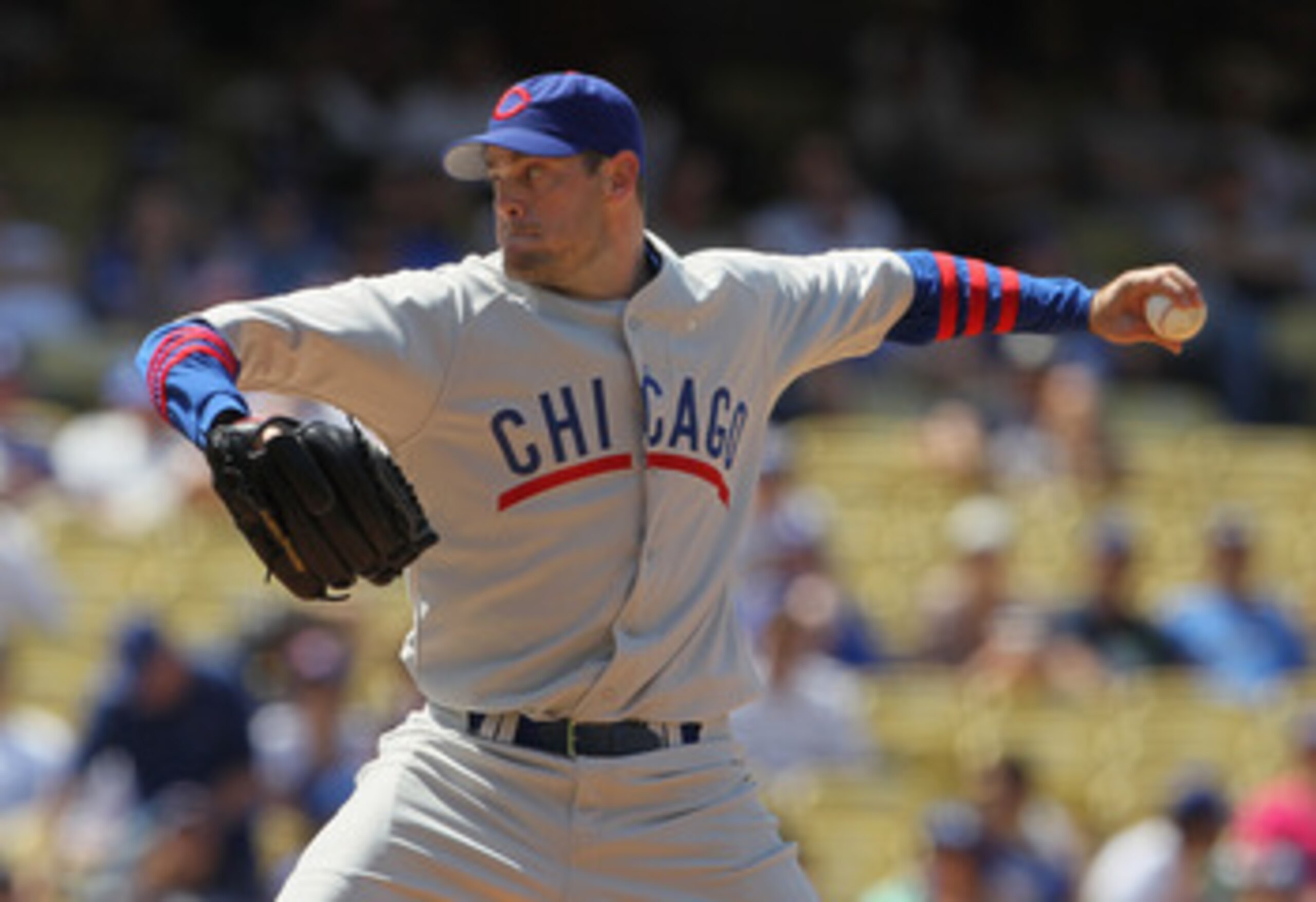 LOS ANGELES, CA - MAY 04: Sean Marshall #45 of the Chicago Cubs pitches against the Los Angeles Dodgers at Dodger Stadium on May 4, 2011 in Los Angeles, California. (Photo by Jeff Gross/Getty Images) LOS ANGELES, CA - MAY 04: Sean Marshall #45 of the Chicago Cubs pitches against the Los Angeles Dodgers at Dodger Stadium on May 4, 2011 in Los Angeles, California. (Photo by Jeff Gross/Getty Images)
