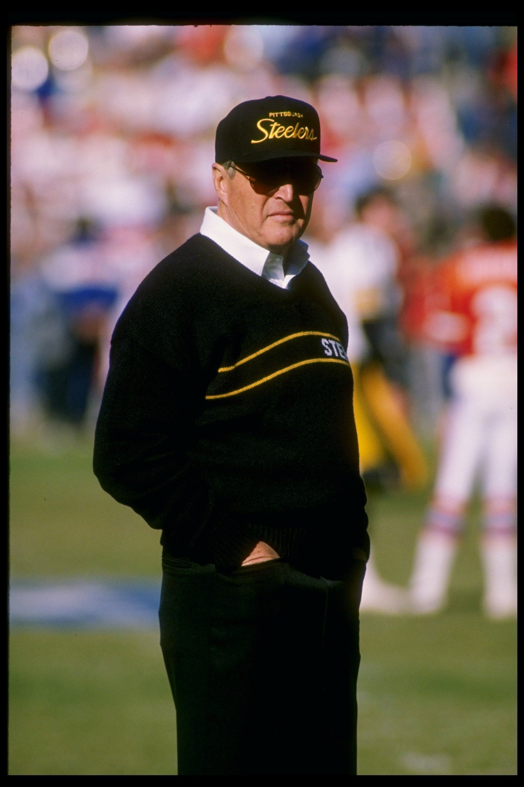 8 Nov 1989:  Head coach Chuck Noll of the Pittsburgh Steelers looks on during a game against the Denver Broncos at Three Rivers Stadium in Pittsburgh, Pennsylvania.  The Broncos won the game 34-7. Mandatory Credit: Tim de Frisco  /Allsport
