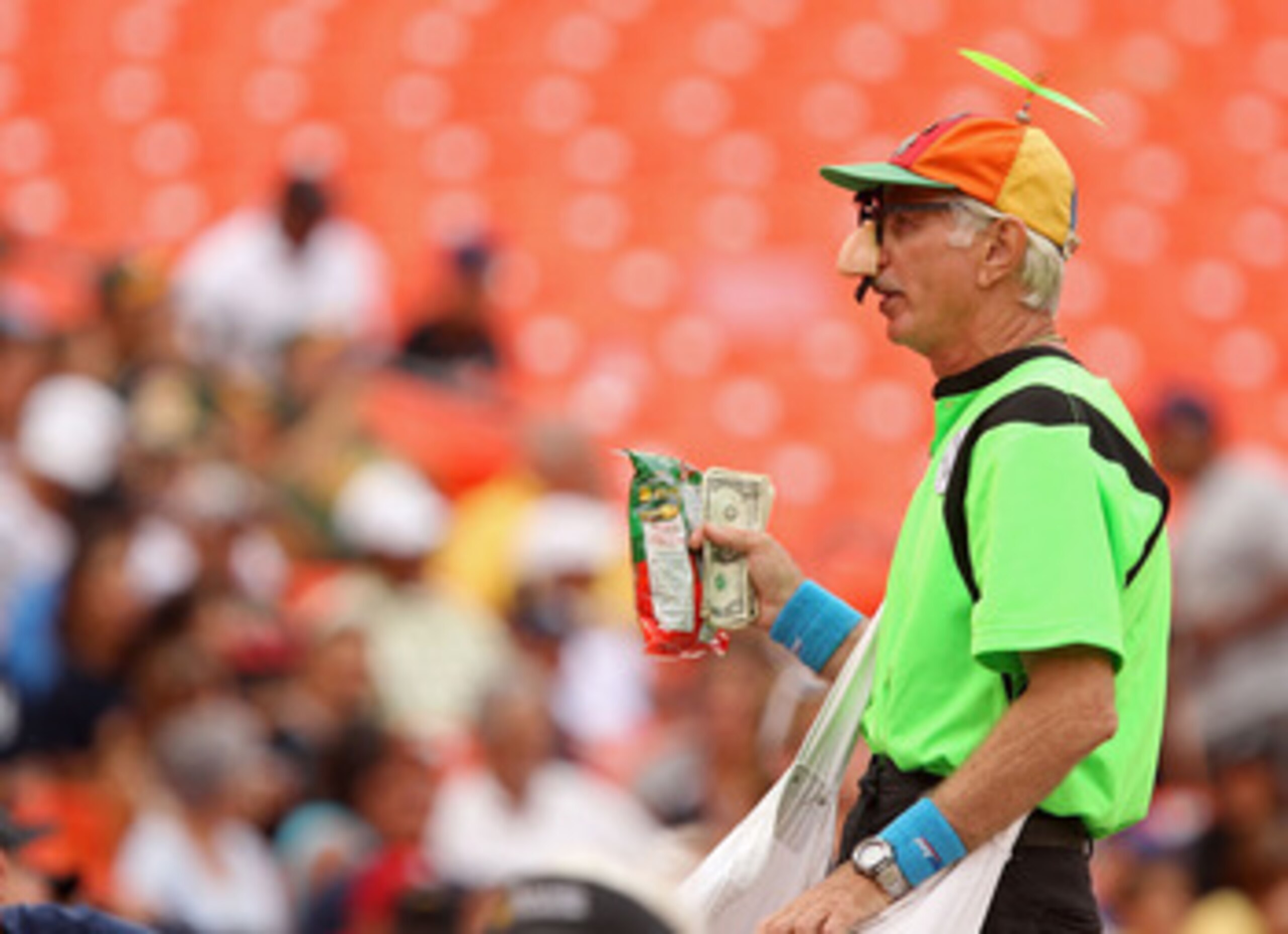 MIAMI GARDENS, FL - MAY 20: A vendor sells peanuts during a game between the Florida Marlins and the Tampa Bay Rays at Sun Life Stadium on May 20, 2011 in Miami Gardens, Florida.  (Photo by Mike Ehrmann/Getty Images)