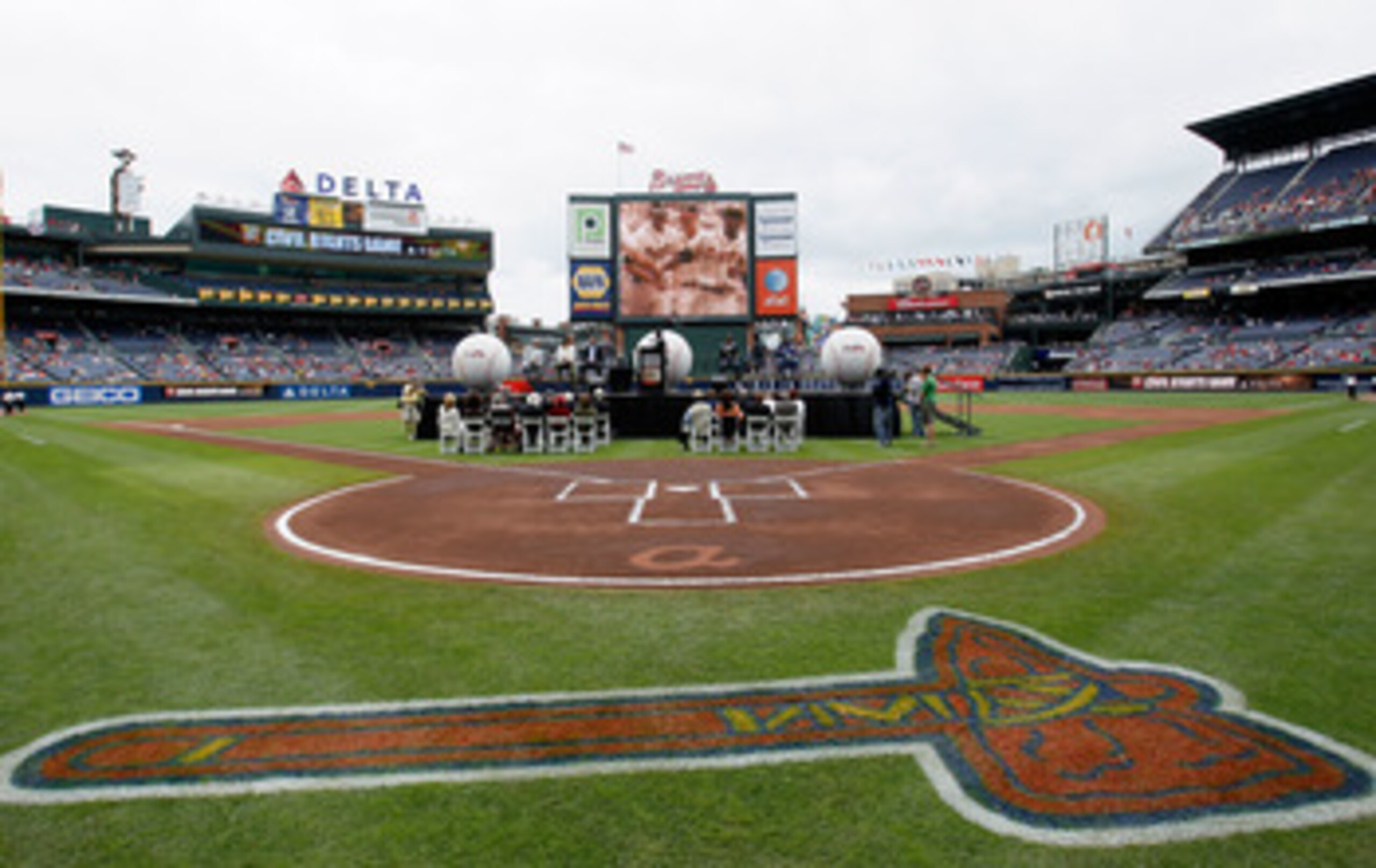 ATLANTA, GA - MAY 15:  Hall of Famer Hank Aaron is honored prior to the MLB Civil Rights between the Atlanta Braves and the Philadelphia Phillies at Turner Field on May 15, 2011 in Atlanta, Georgia.  (Photo by Kevin C. Cox/Getty Images)