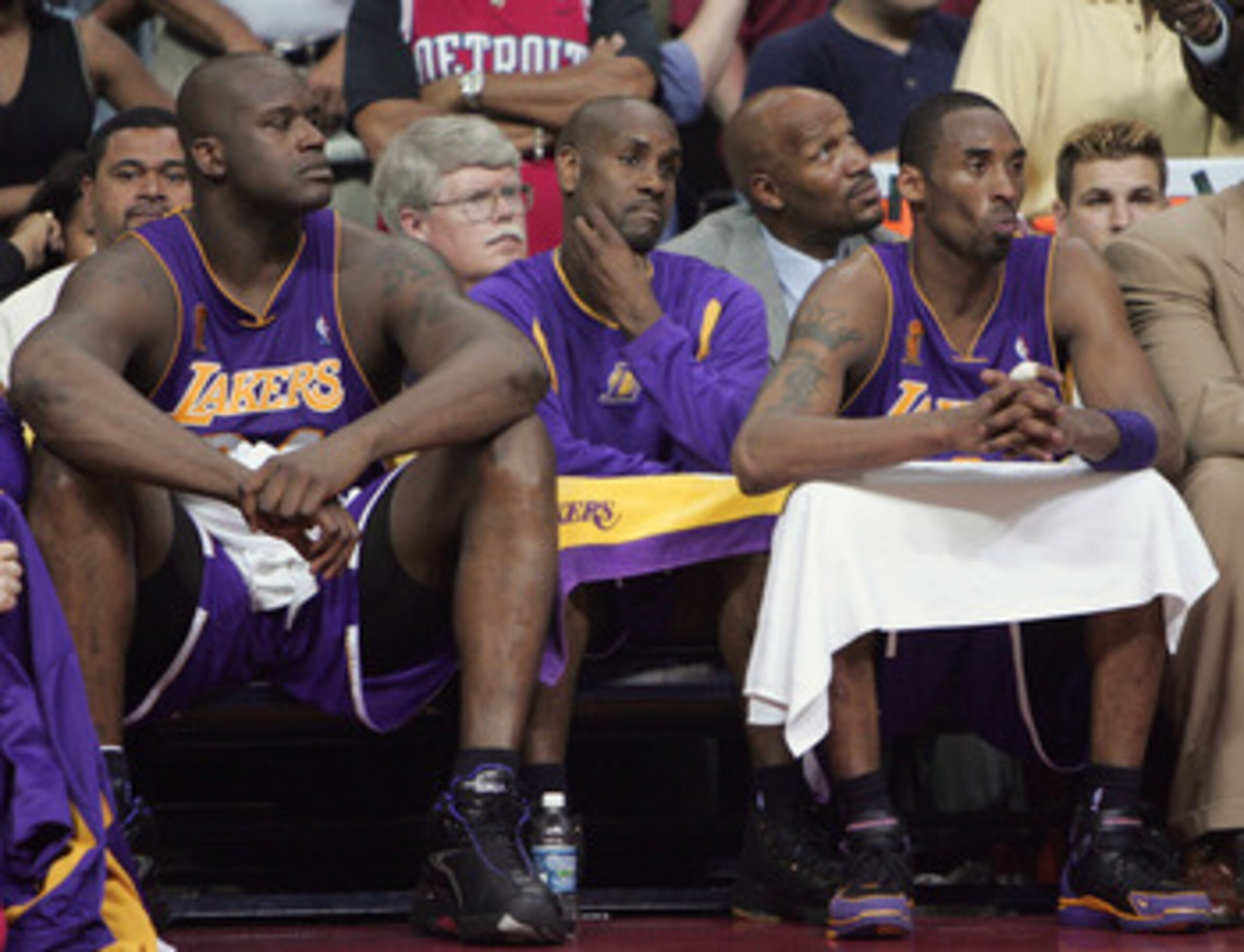 AUBURN HILLS, MI - JUNE 15:  Shaquille O'Neal #34 of the Los Angeles Lakers looks on from the bench in the fourth quarter of game five of the 2004 NBA Finals against the Detroit Pistons on June 15, 2004 at The Palace of Auburn Hills in Auburn Hills, Michi