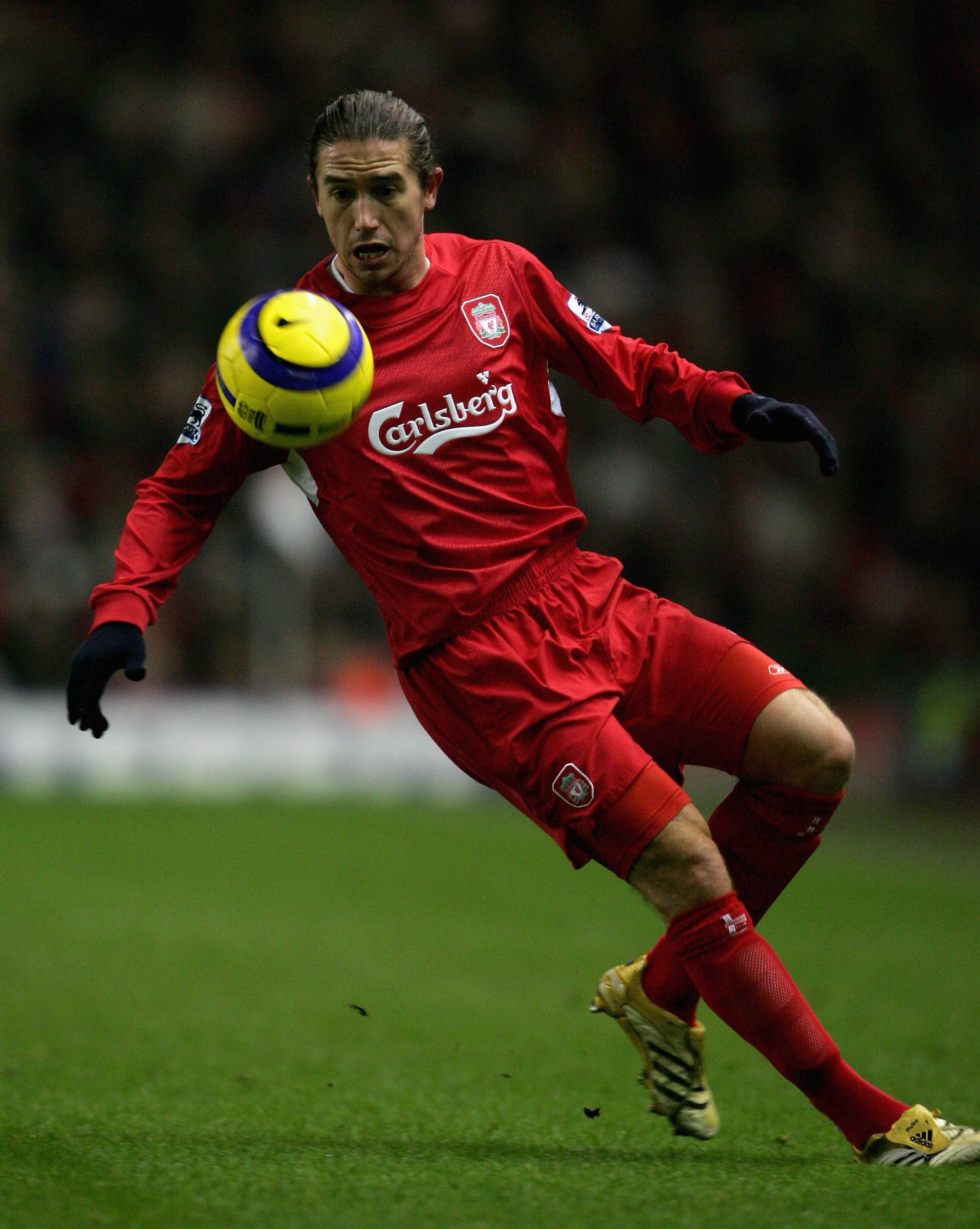 LIVERPOOL, UNITED KINGDOM - FEBRUARY 01: Harry Kewell of Liverpool in action during the Barclays Premiership match between Liverpool and Birmingham City at Anfield on February 1, 2006 in Liverpool, England. (Photo by Jamie McDonald/Getty Images) LIVERPOOL, UNITED KINGDOM - FEBRUARY 01: Harry Kewell of Liverpool in action during the Barclays Premiership match between Liverpool and Birmingham City at Anfield on February 1, 2006 in Liverpool, England. (Photo by Jamie McDonald/Getty Images)