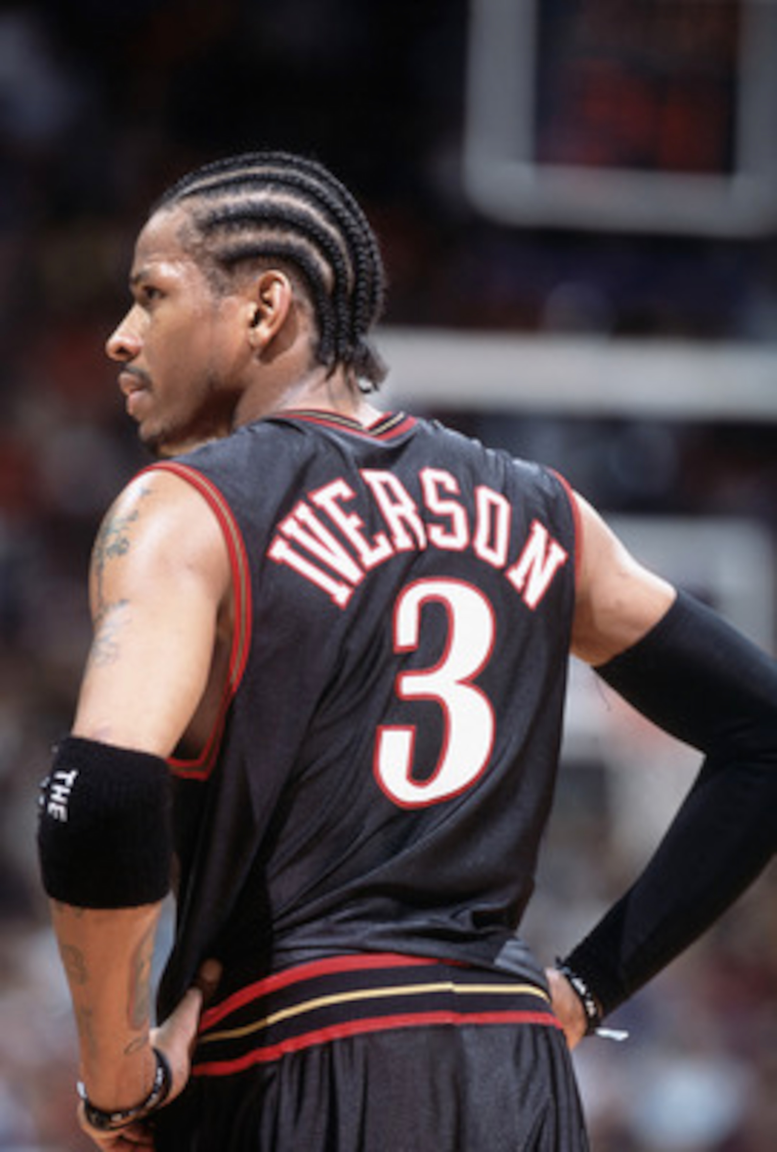 25 Nov 2001: Allen Iverson #3  of the Philadelphia 76ers looks on the court during the game against the Toronto Raptors at the Air Canada Centre in Toronto, Canada. The Raptors defeated the 76ers 107-88. TO USER: User expressly acknowledges and agrees tha